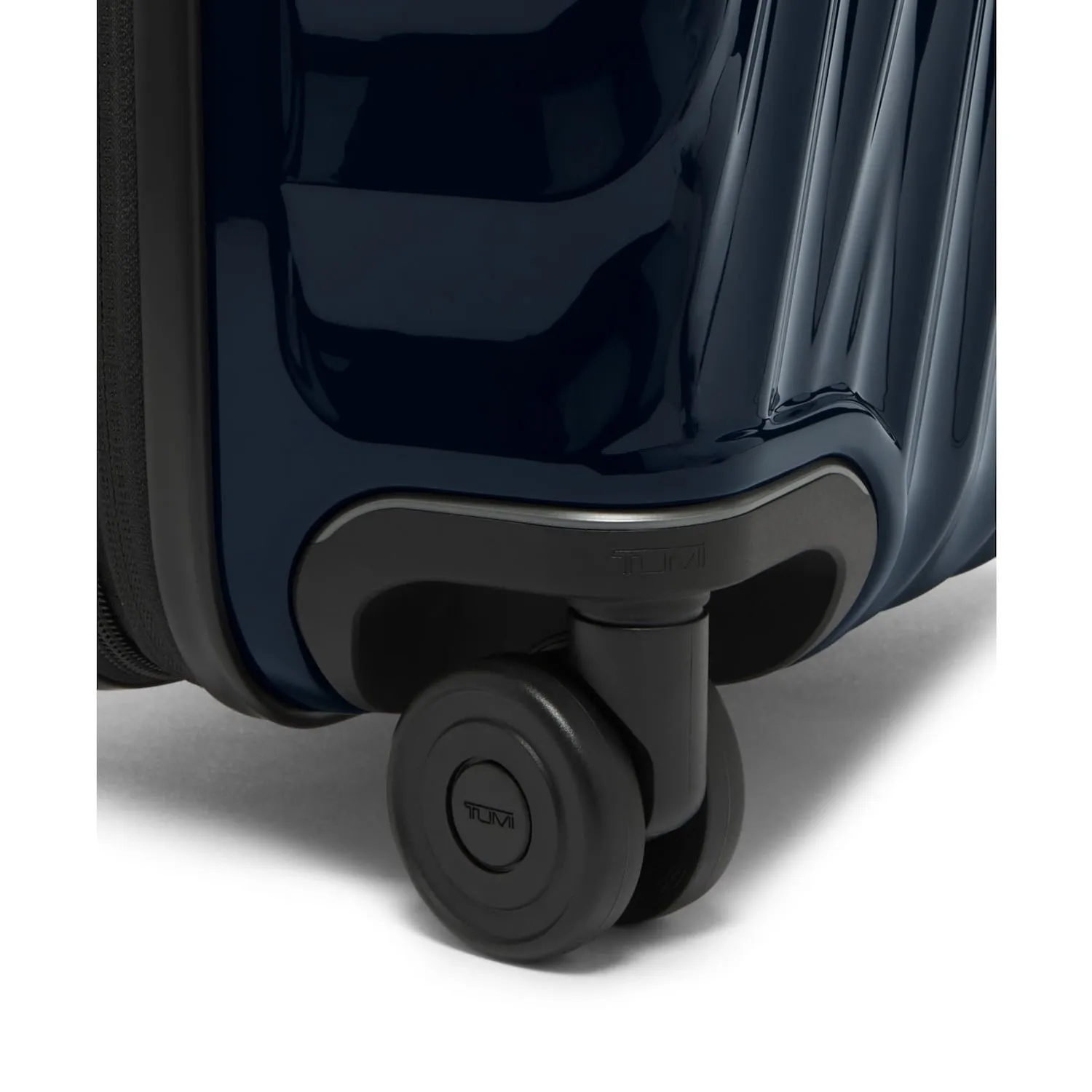 19 Degree International Expandable 4 Wheeled Carry-On