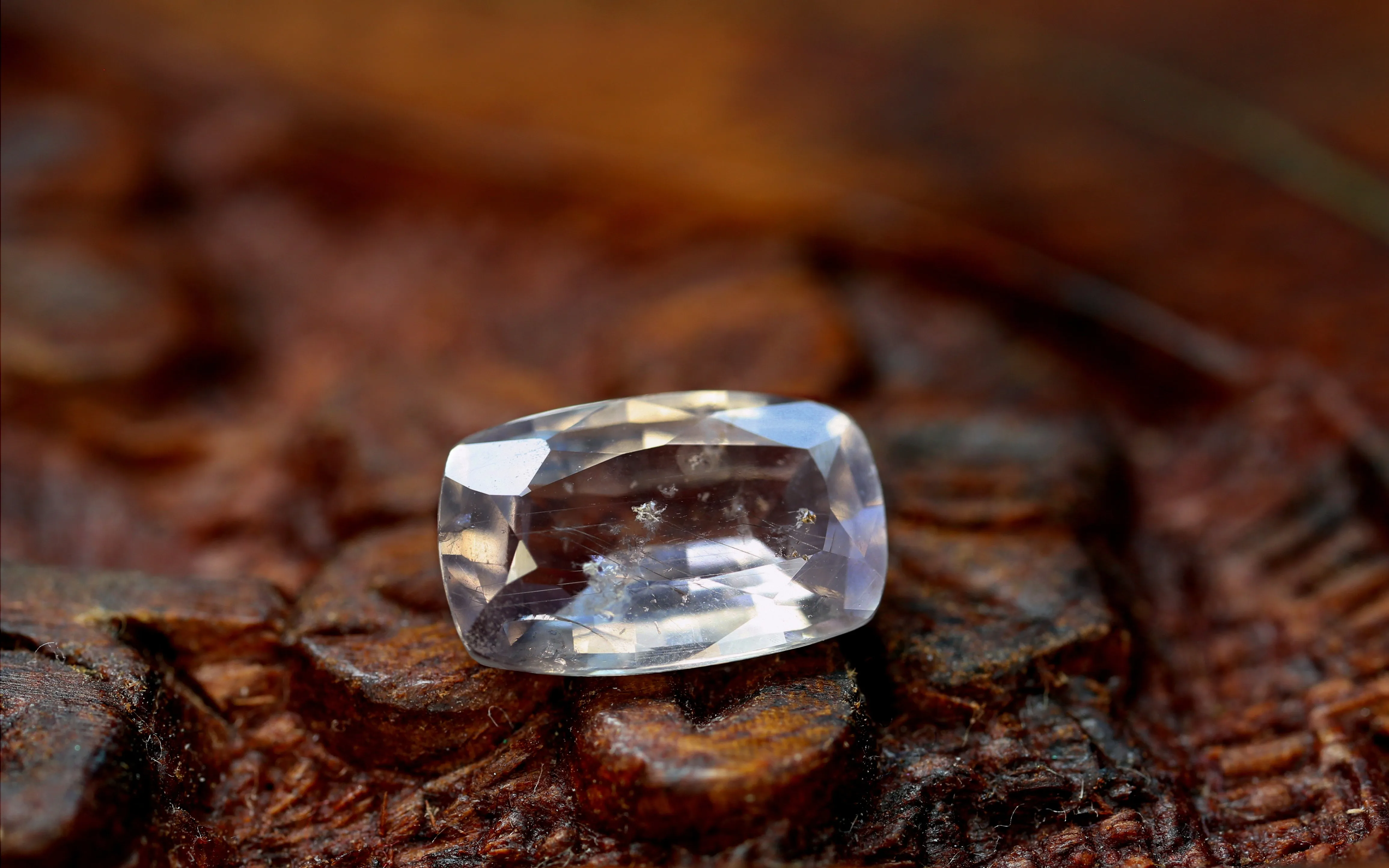 1.94ct Certified Natural Peach Sapphire
