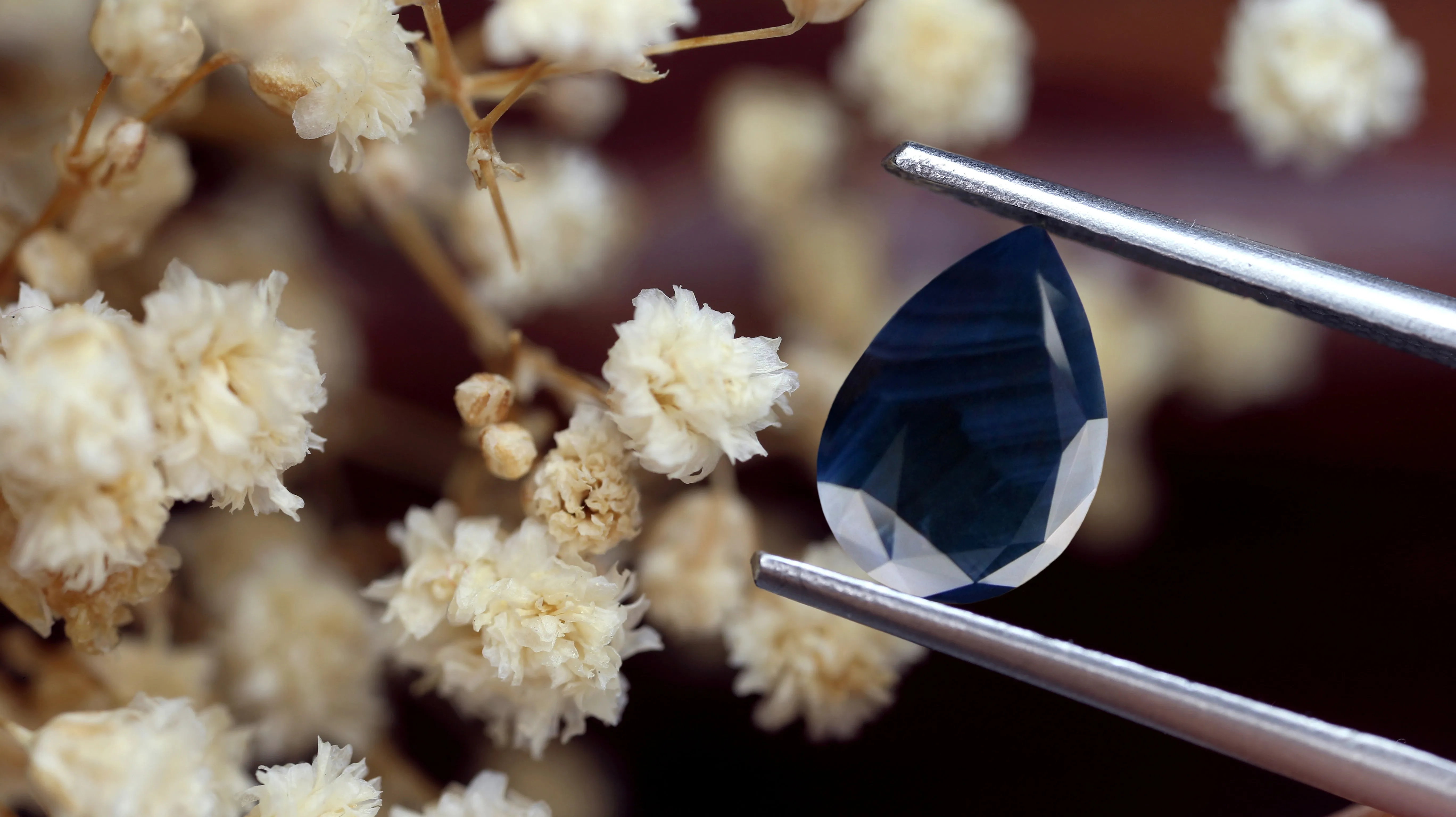 1.95ct Certified Natural Blue Sapphire