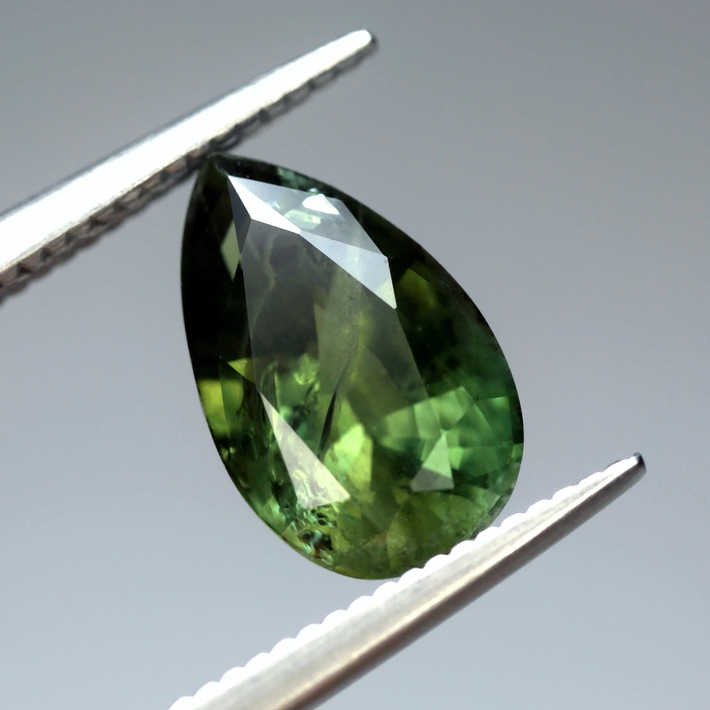 2.20ct Certified Natural Green Sapphire