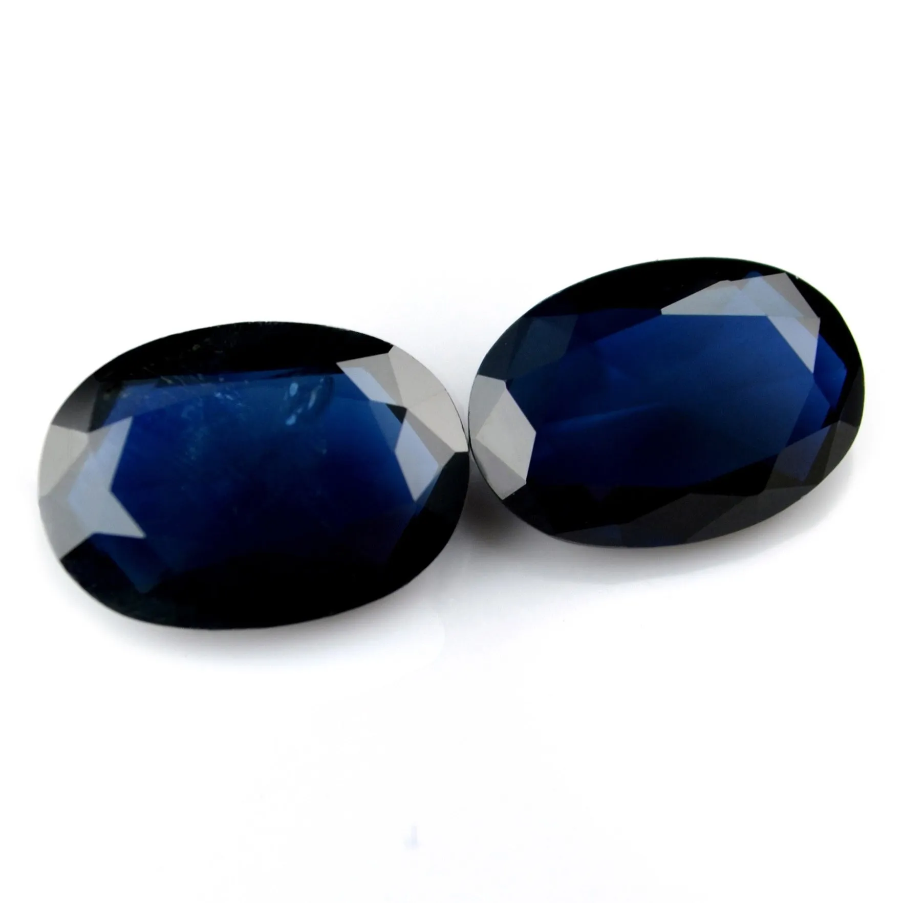 2.22ct Certified Natural Blue Sapphire Set