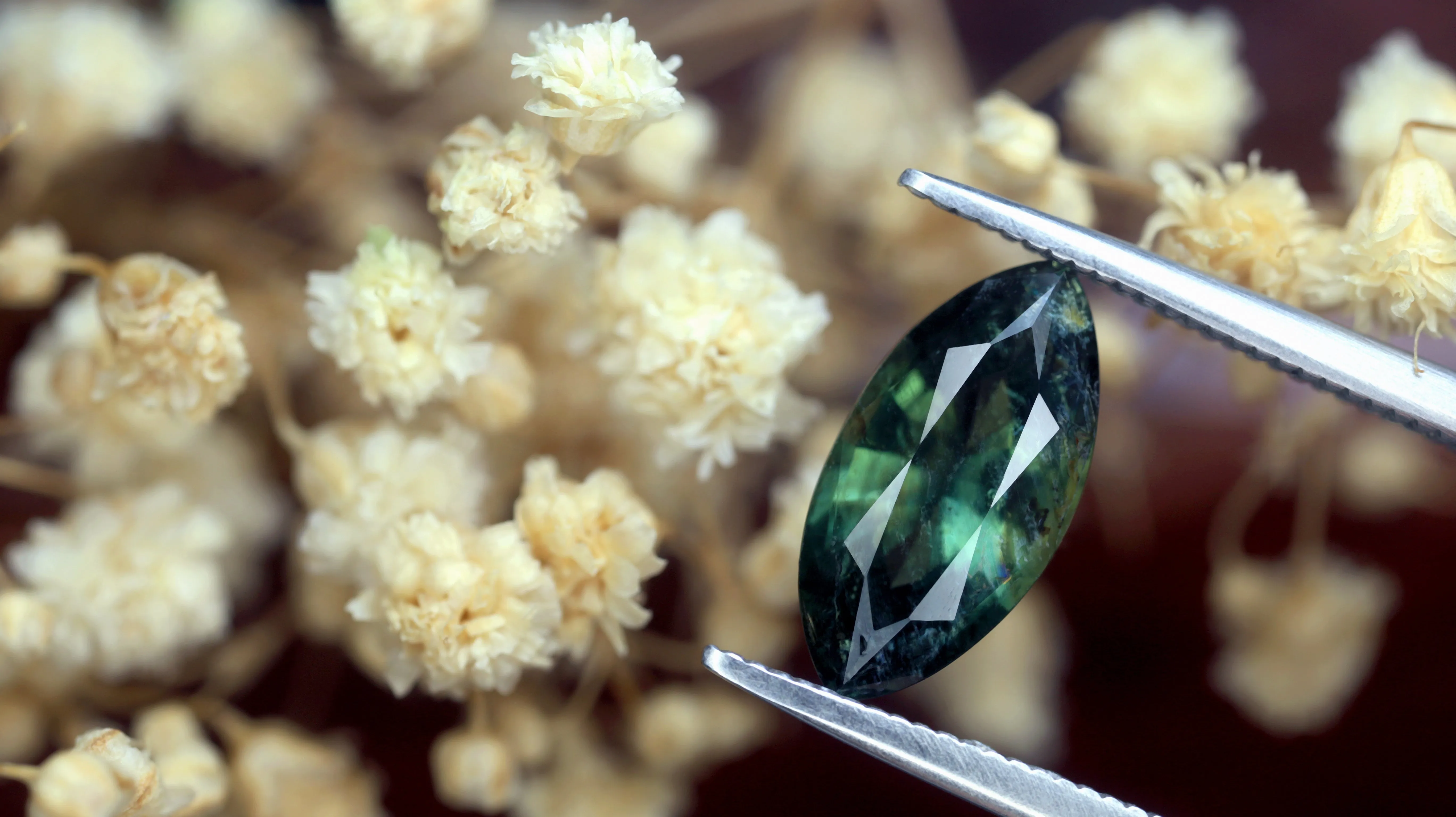 2.22ct Certified Natural Green Sapphire