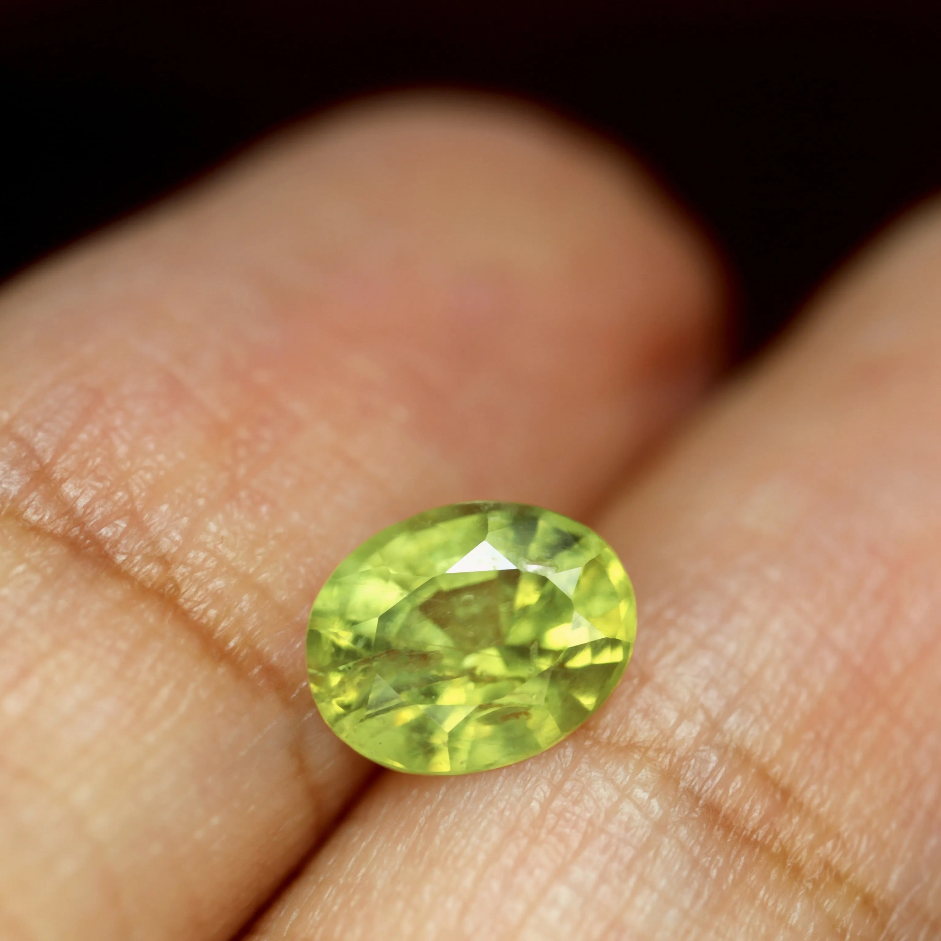 3.42ct Certified Natural Yellowish Green Sapphire