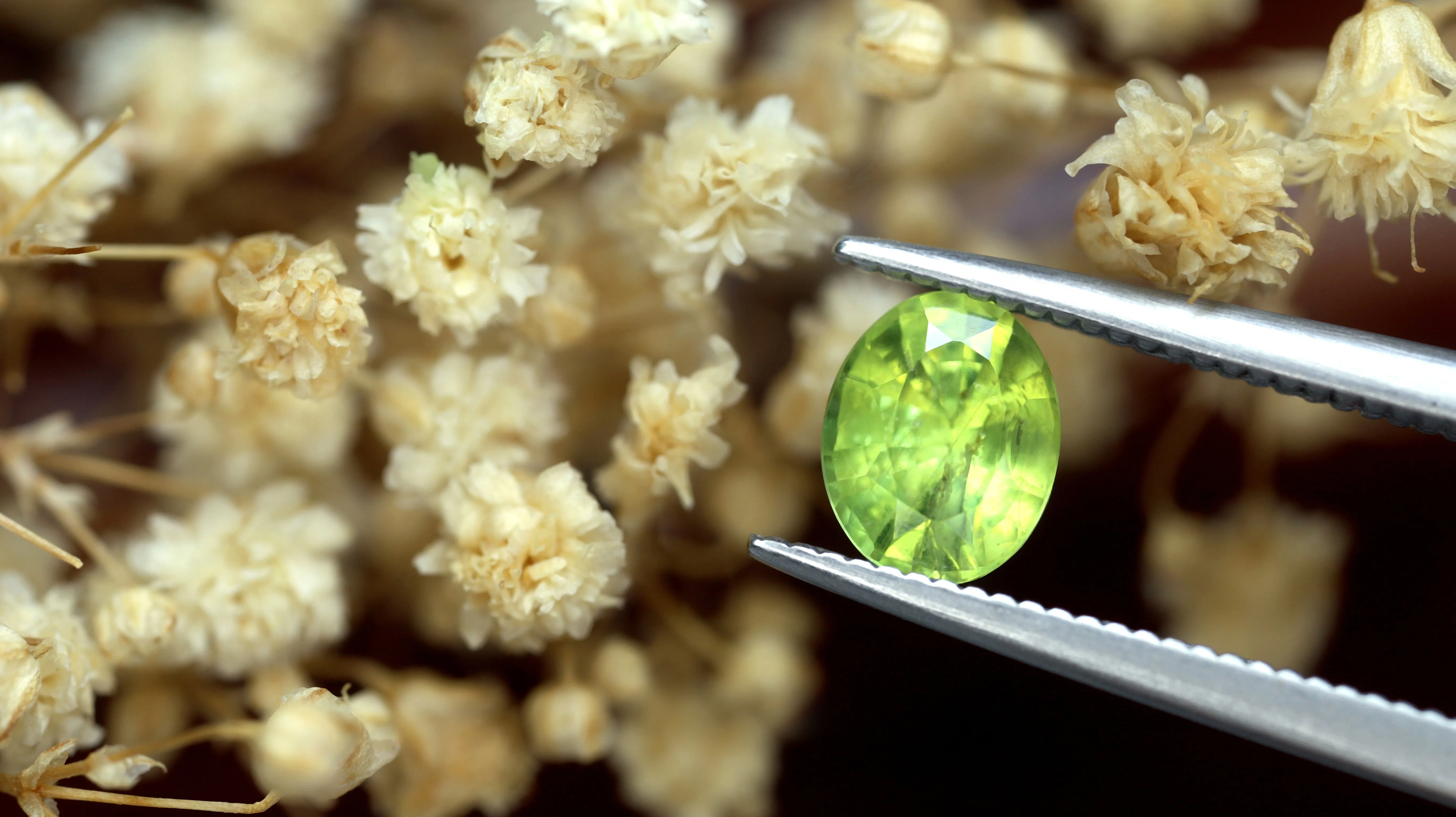 3.42ct Certified Natural Yellowish Green Sapphire
