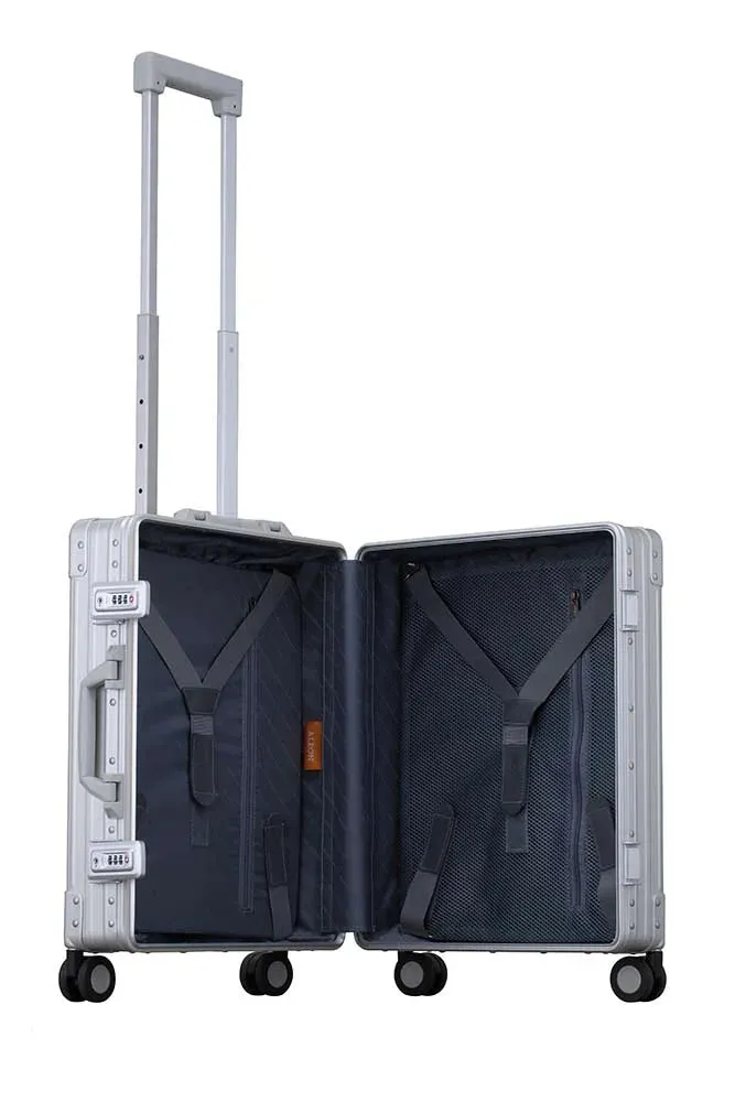 Aleon 21" International Carry-On - Platinum