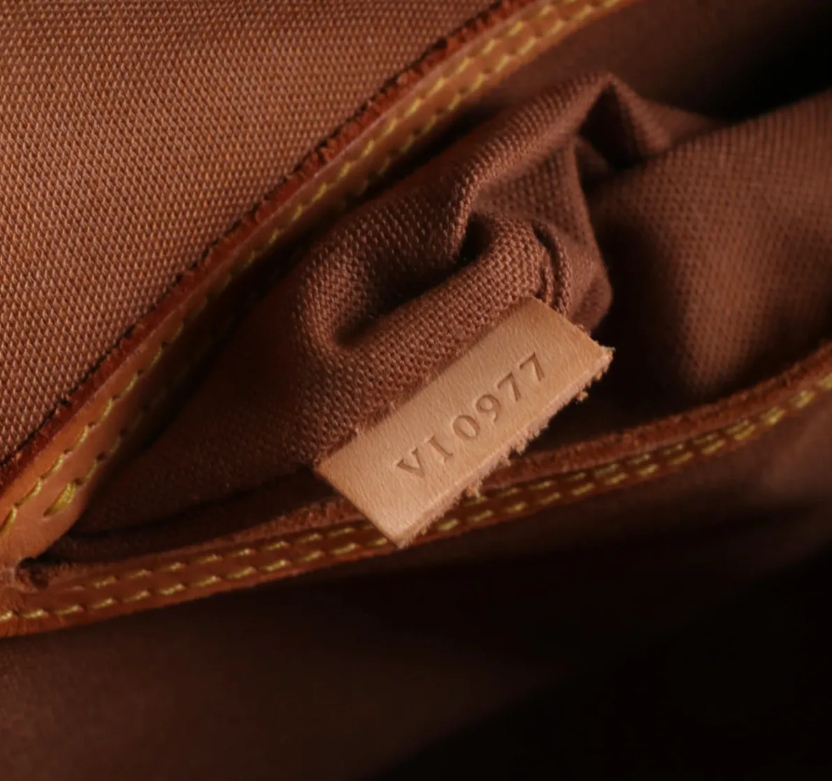 Authentic Louis Vuitton Alma PM in Monogram Canvas