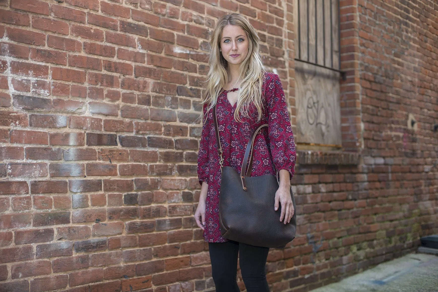 AVERY LEATHER TOTE BAG - MEDIUM - JADE BISON