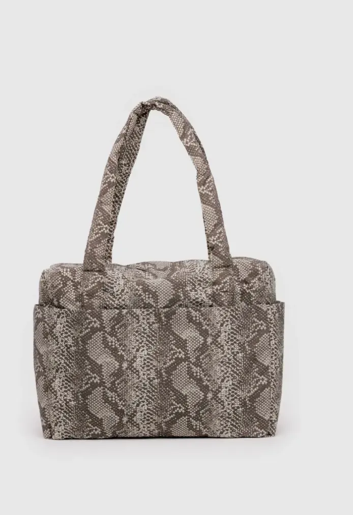 Baggu Small Cloud Carry-on Bag