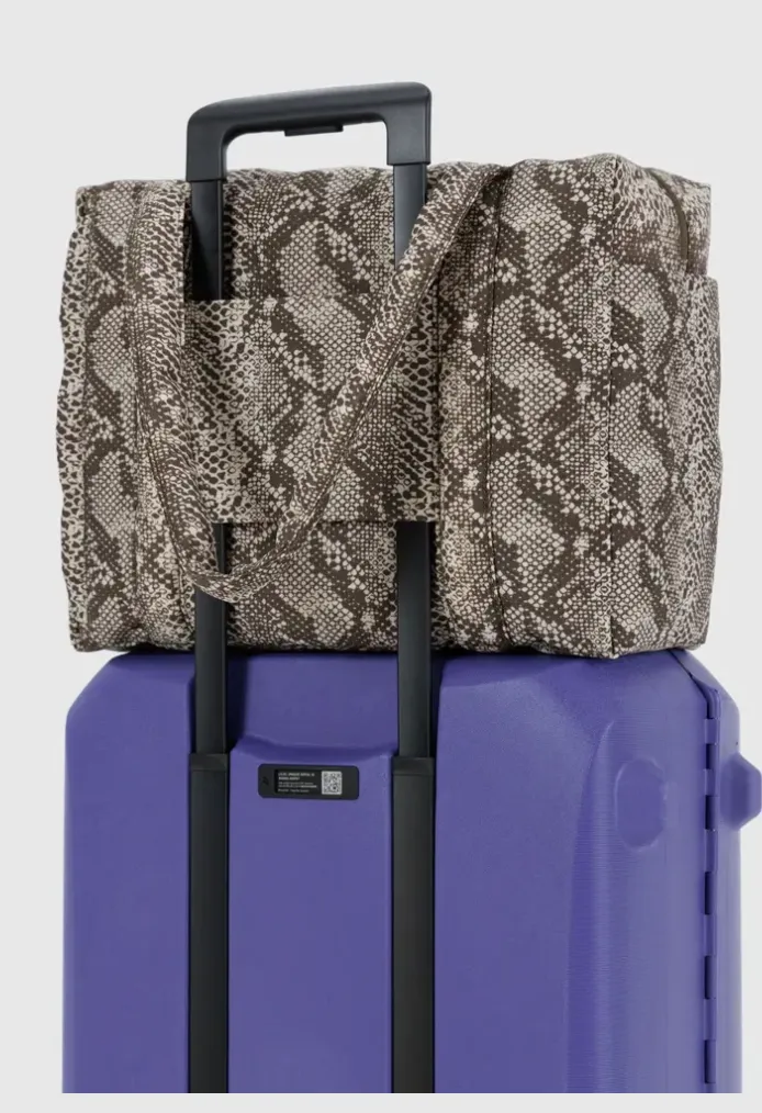 Baggu Small Cloud Carry-on Bag