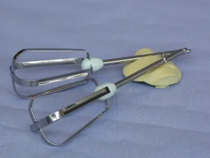 Beaters (Pack 2) with grip clip-pale yellow for Kenwood HM220 HM226