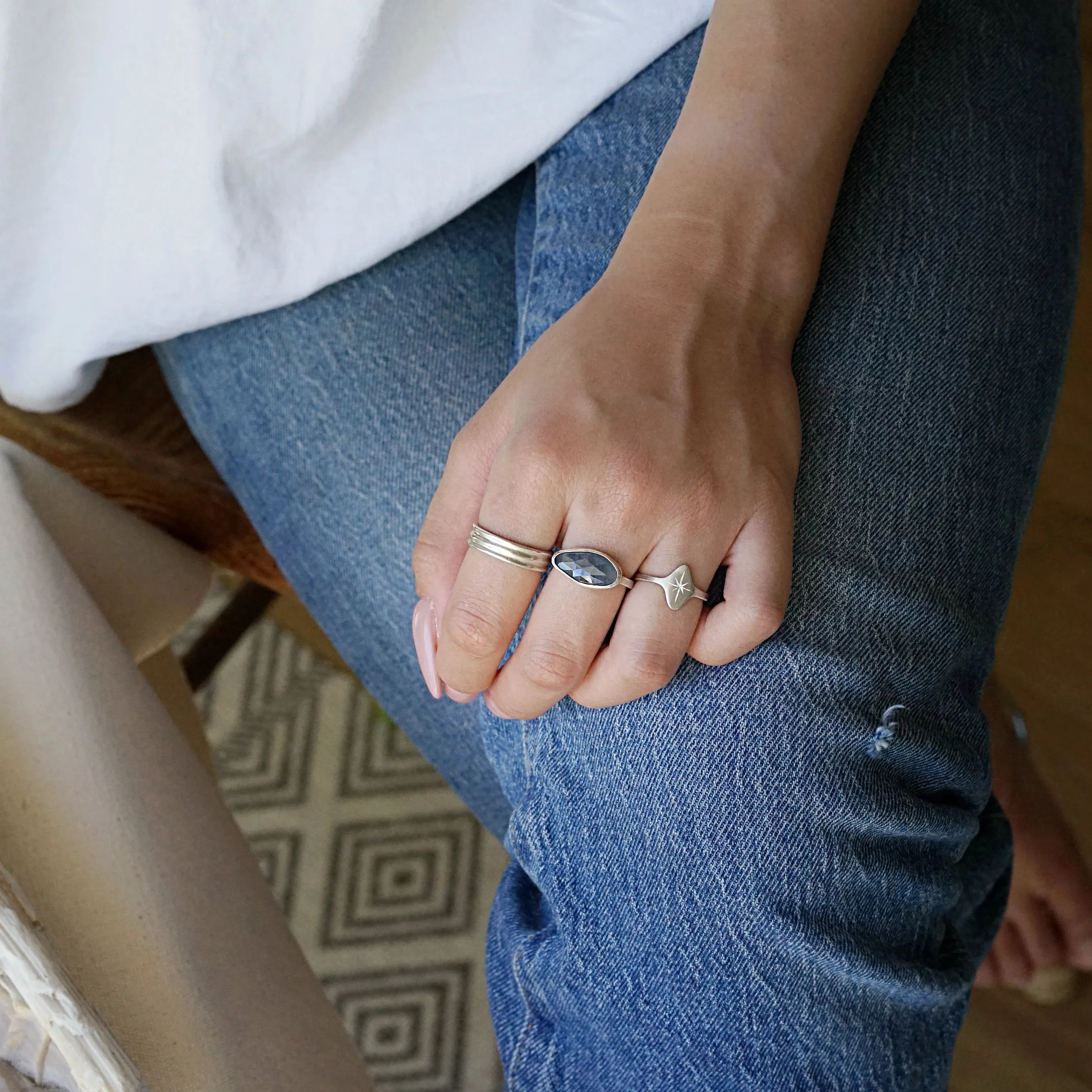 Blue sapphire signet ring