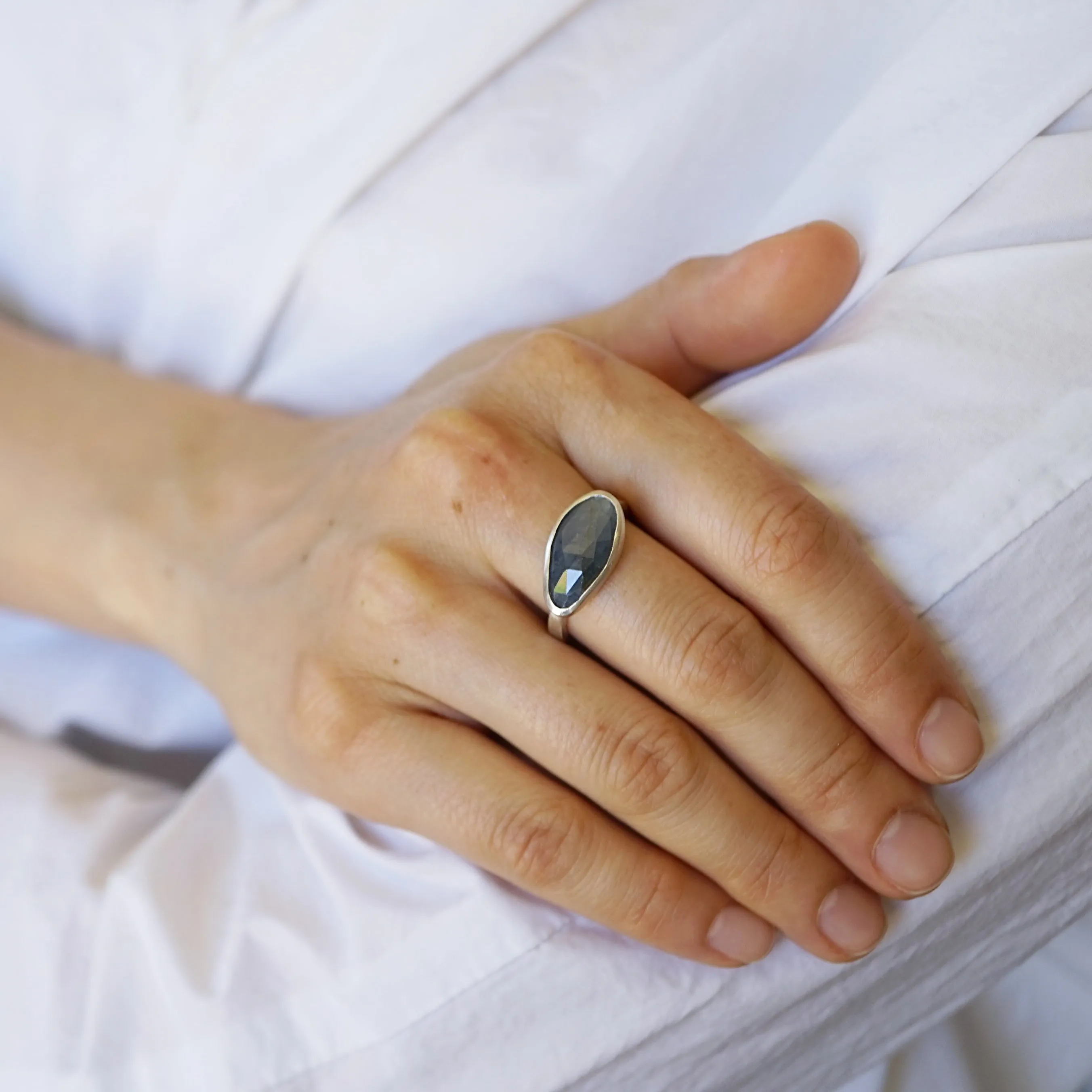 Blue sapphire signet ring