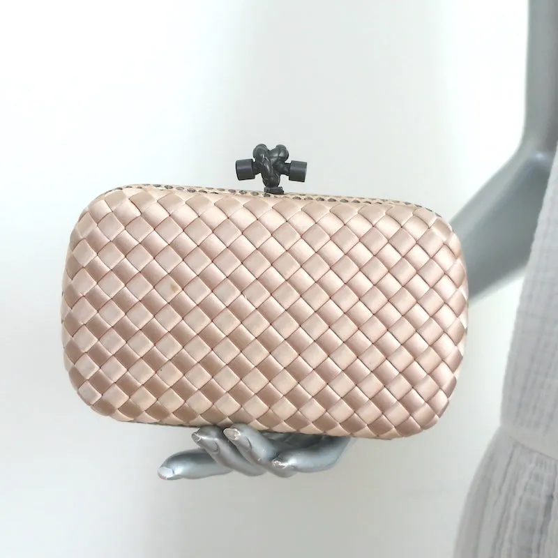 Bottega Veneta Chain Strap Large Knot Clutch Beige Snakeskin-Trim Intrecciato Satin