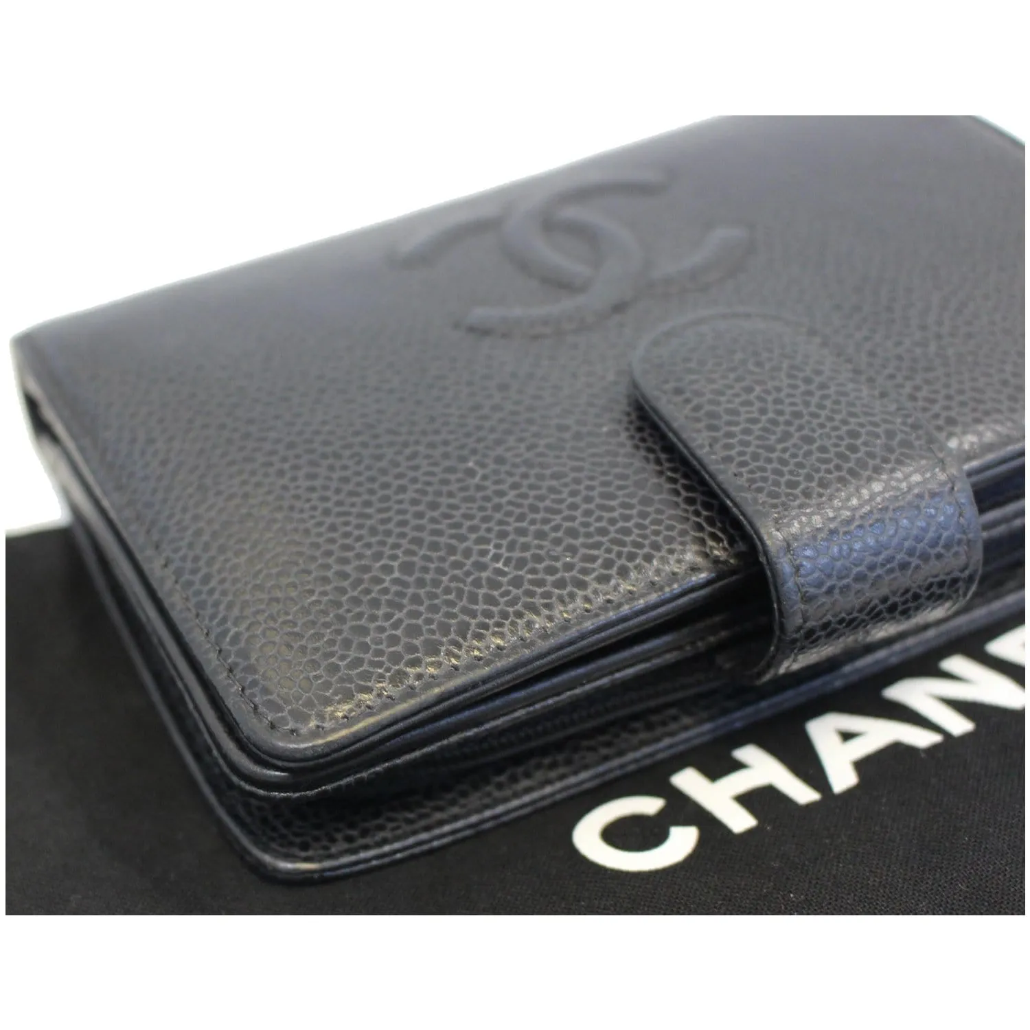 CHANEL CC Caviar Leather Bifold Wallet Black