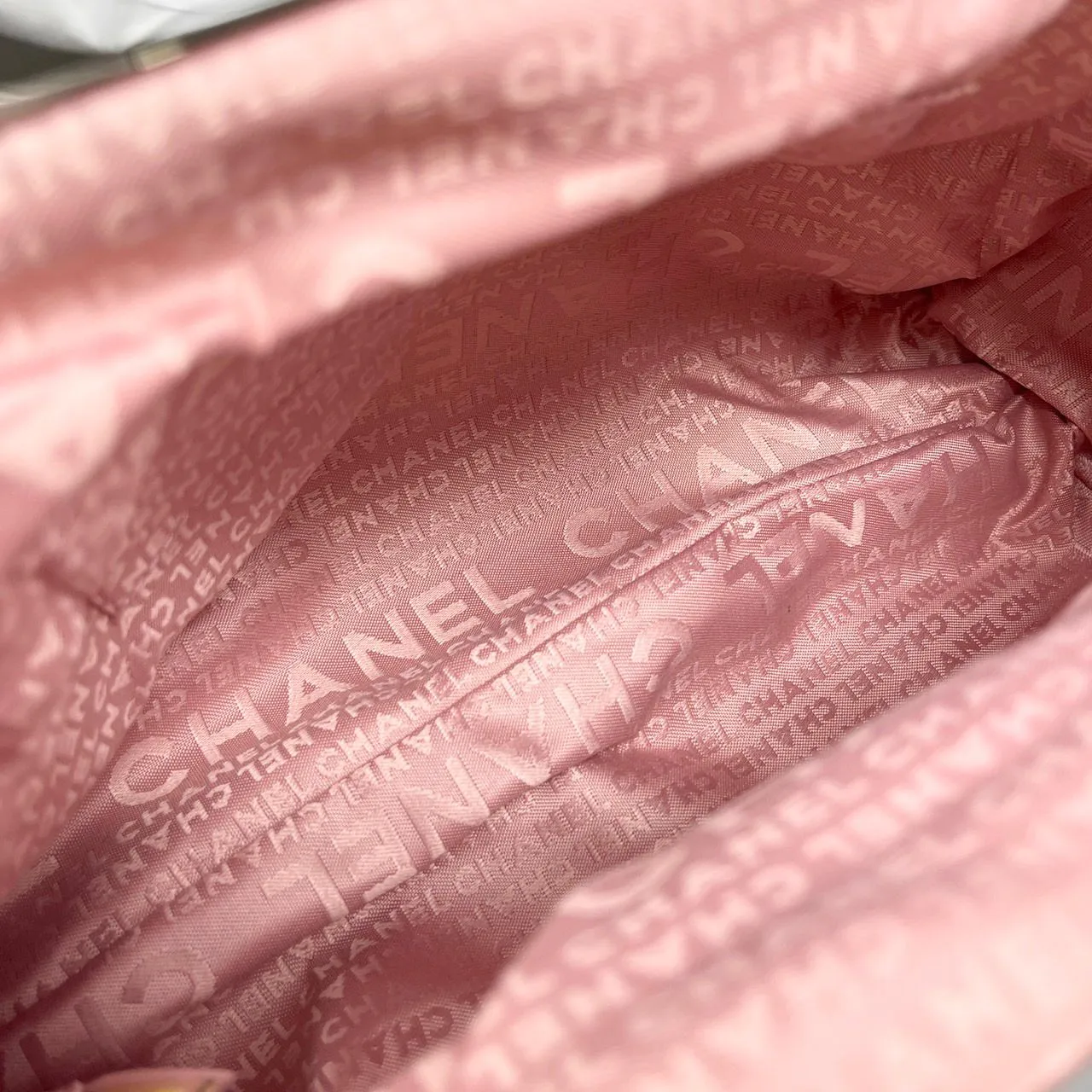 Chanel Pink Fur Chain Shoulder Bag