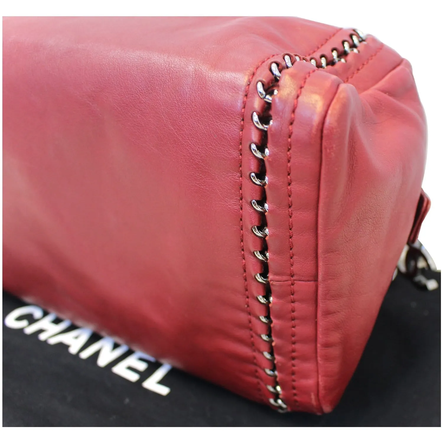 CHANEL Smooth Calfskin Petit Luxe Ligne Bowler Satchel Bag Red