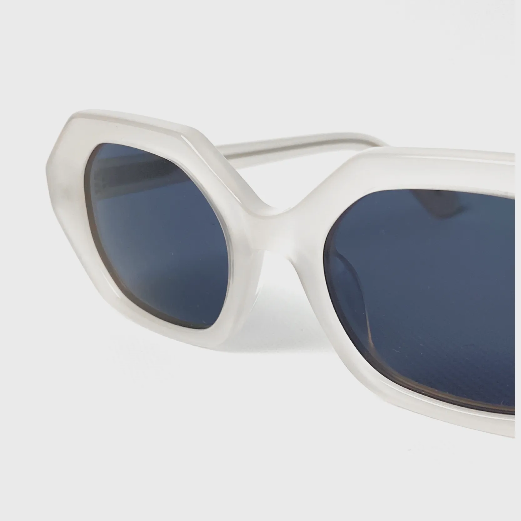 Coachella Sunglasses - White