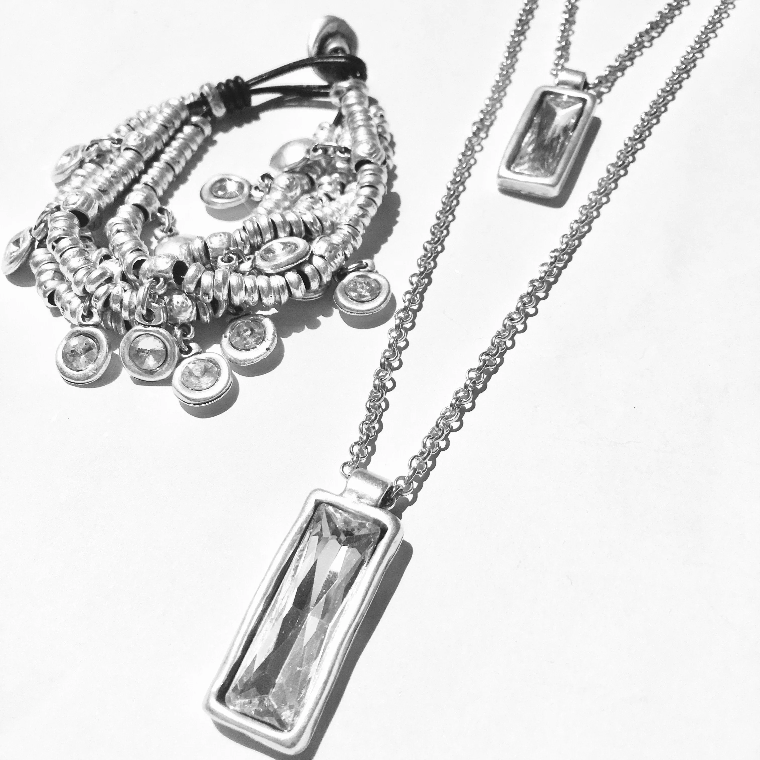 DOUBLE LONG CHAIN LINK NECKLACE WITH CRYSTAL PENDANTS