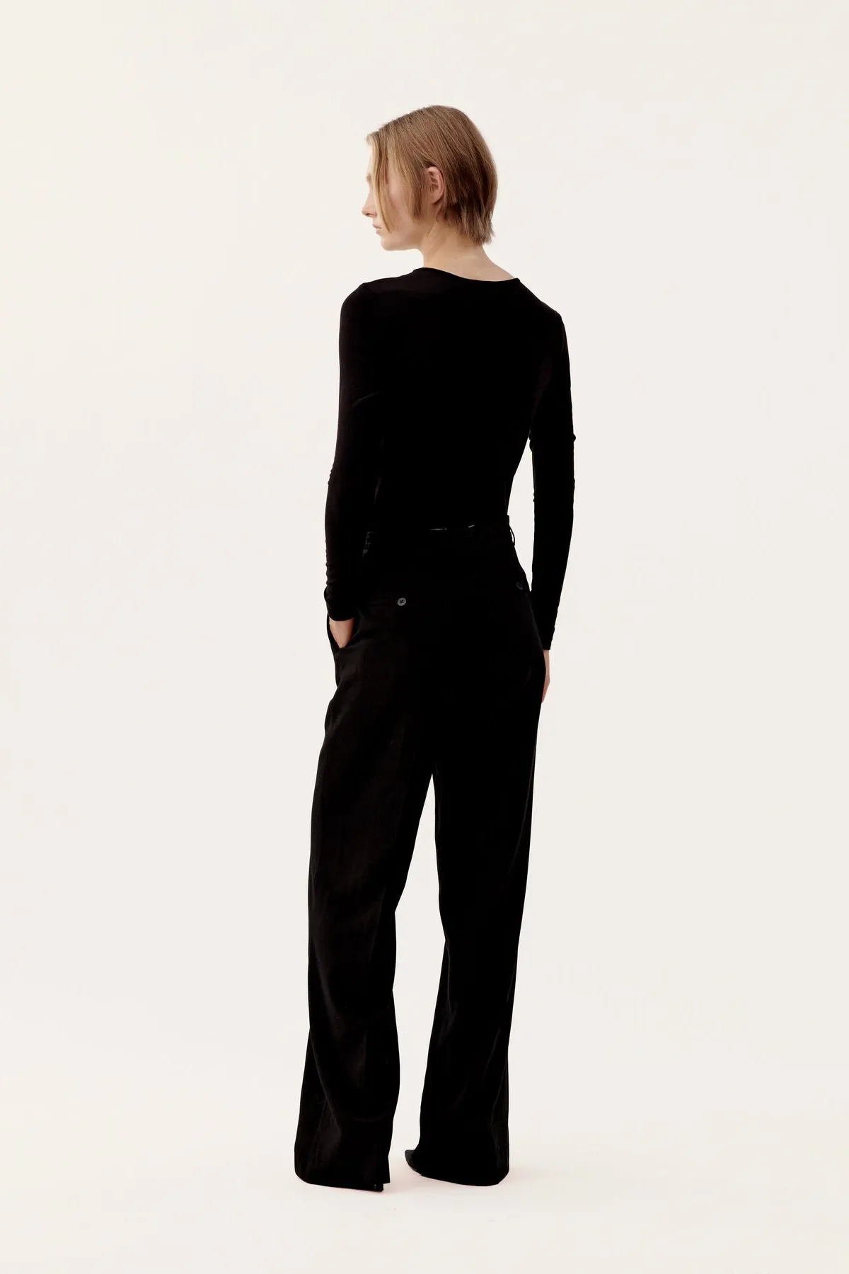 Eros Modal Deep V Body