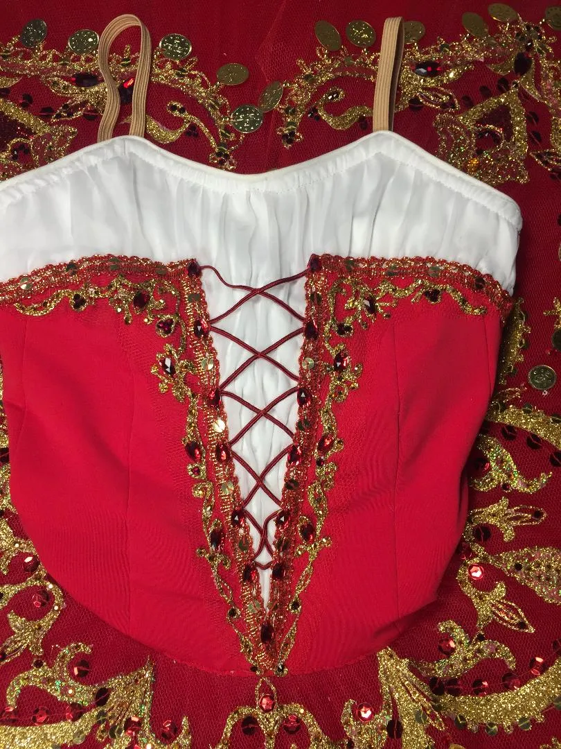 Esmeralda in Red