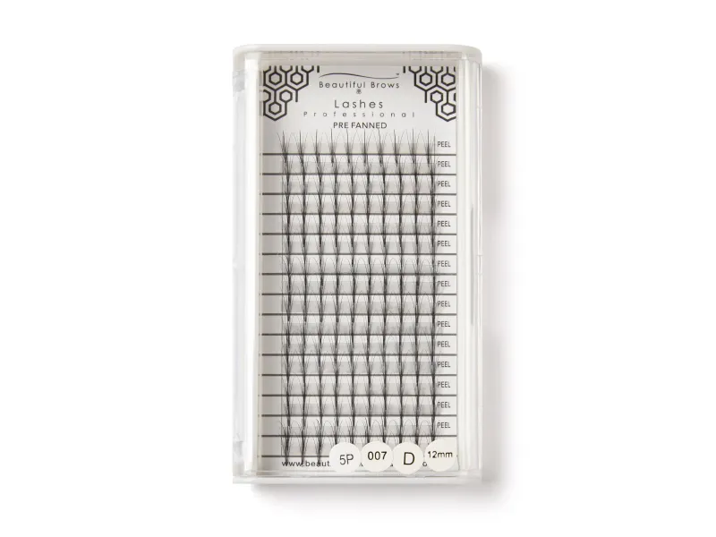 Fan Lashes with flat lash