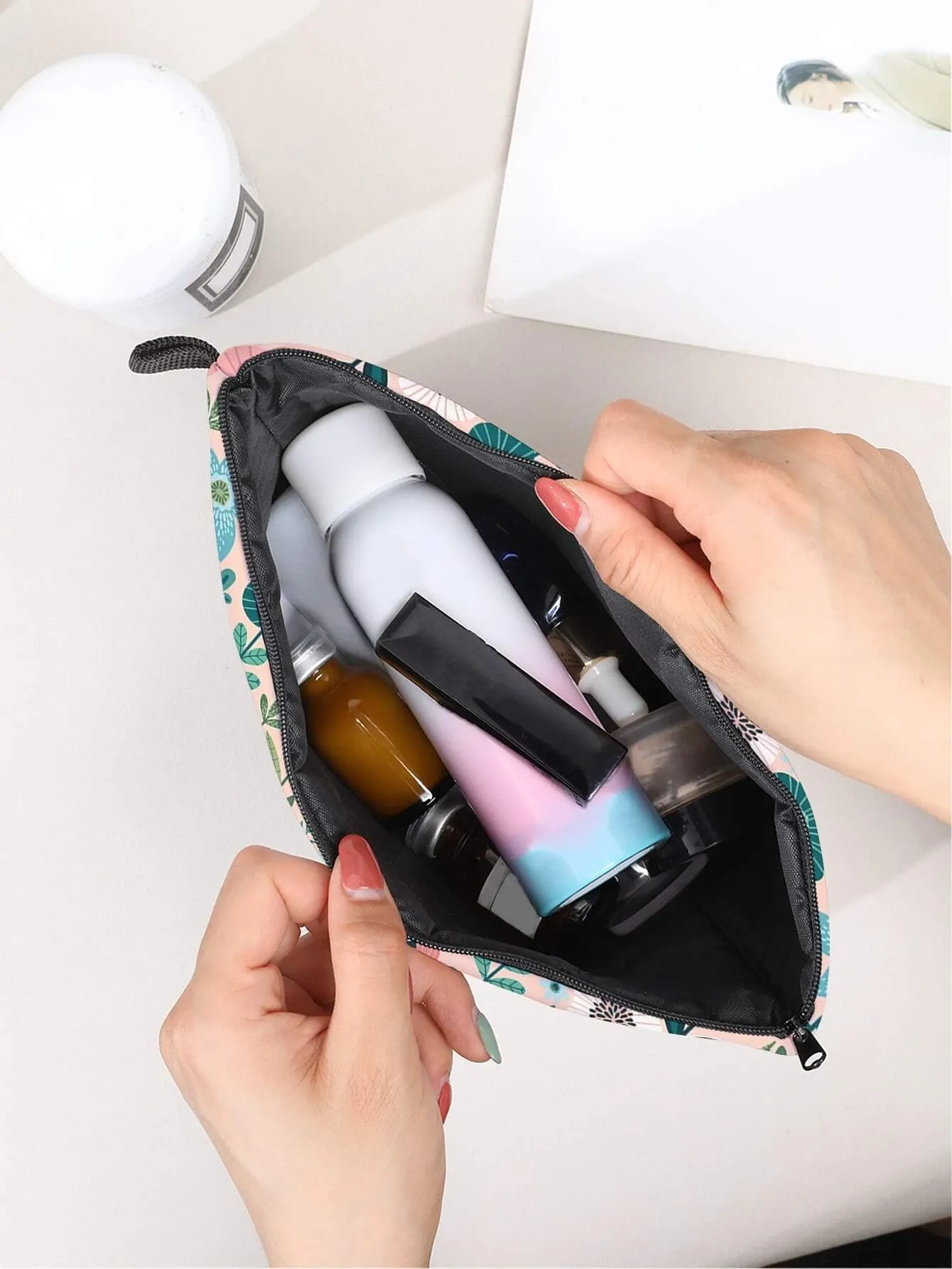 Flower Print Zipper Makeup Bag