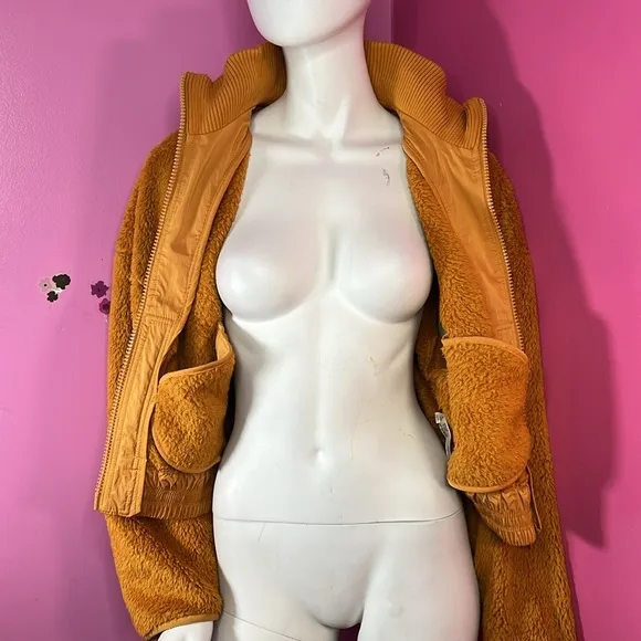 Free People Gear Up Sherpa Jacket burnt orange size small and medium