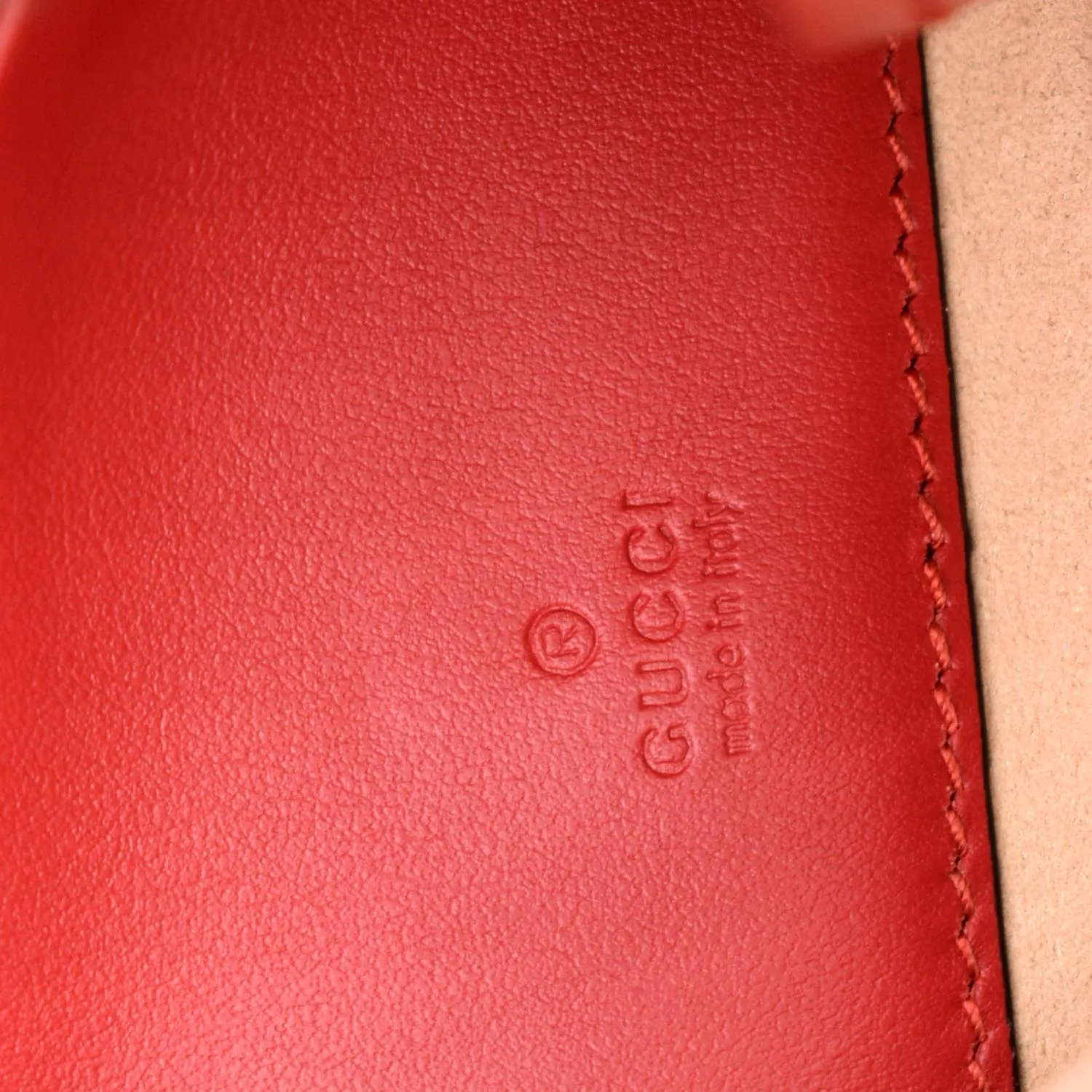 GUCCI GG Marmont Calfskin Wristlet Wallet Red 598598