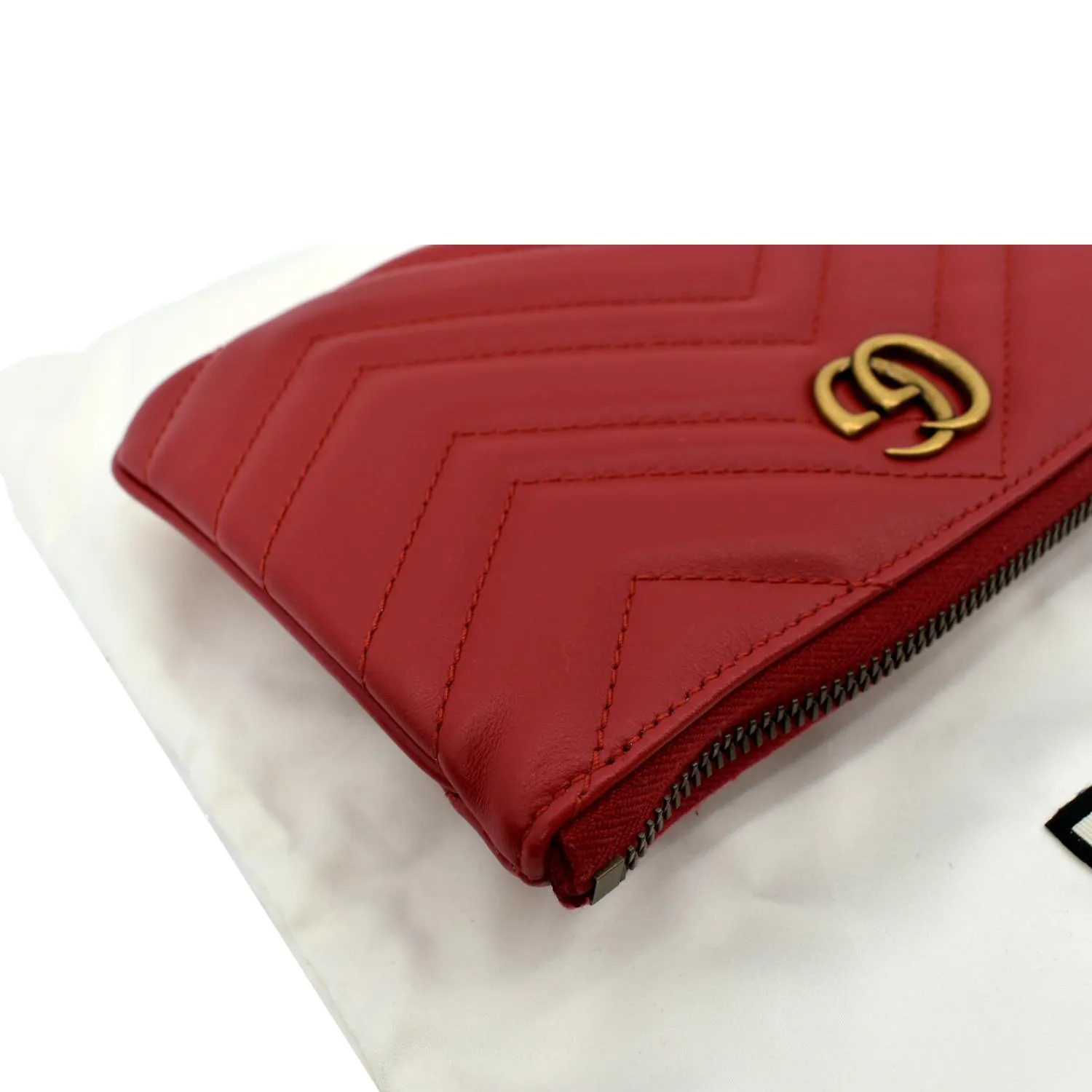 GUCCI GG Marmont Calfskin Wristlet Wallet Red 598598