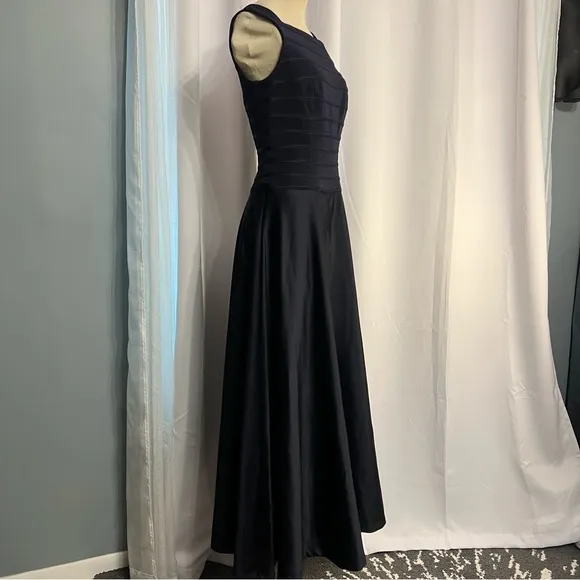 JS Collections Dress Size 8 navy Blue Formal Gown Fitted Bodice A Line Skirt