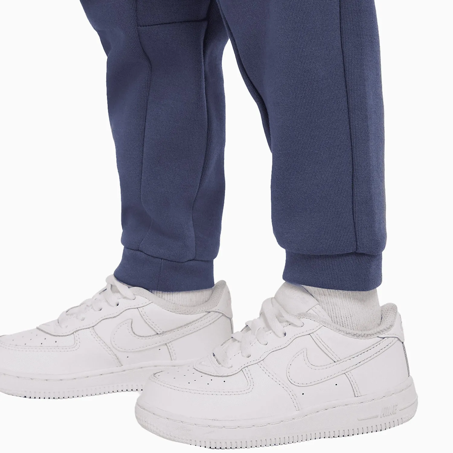 Kid's Sportswear Tech Fleece Outfit
