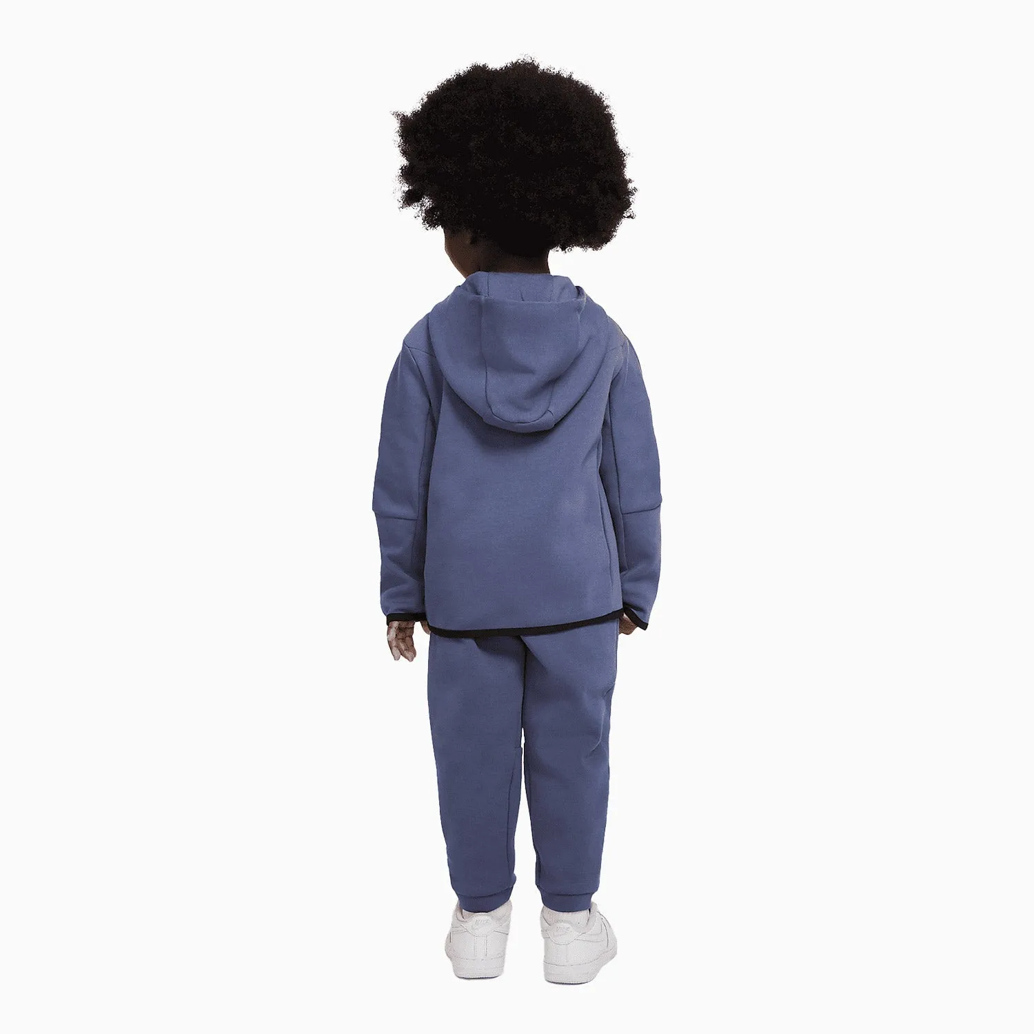 Kid's Sportswear Tech Fleece Outfit