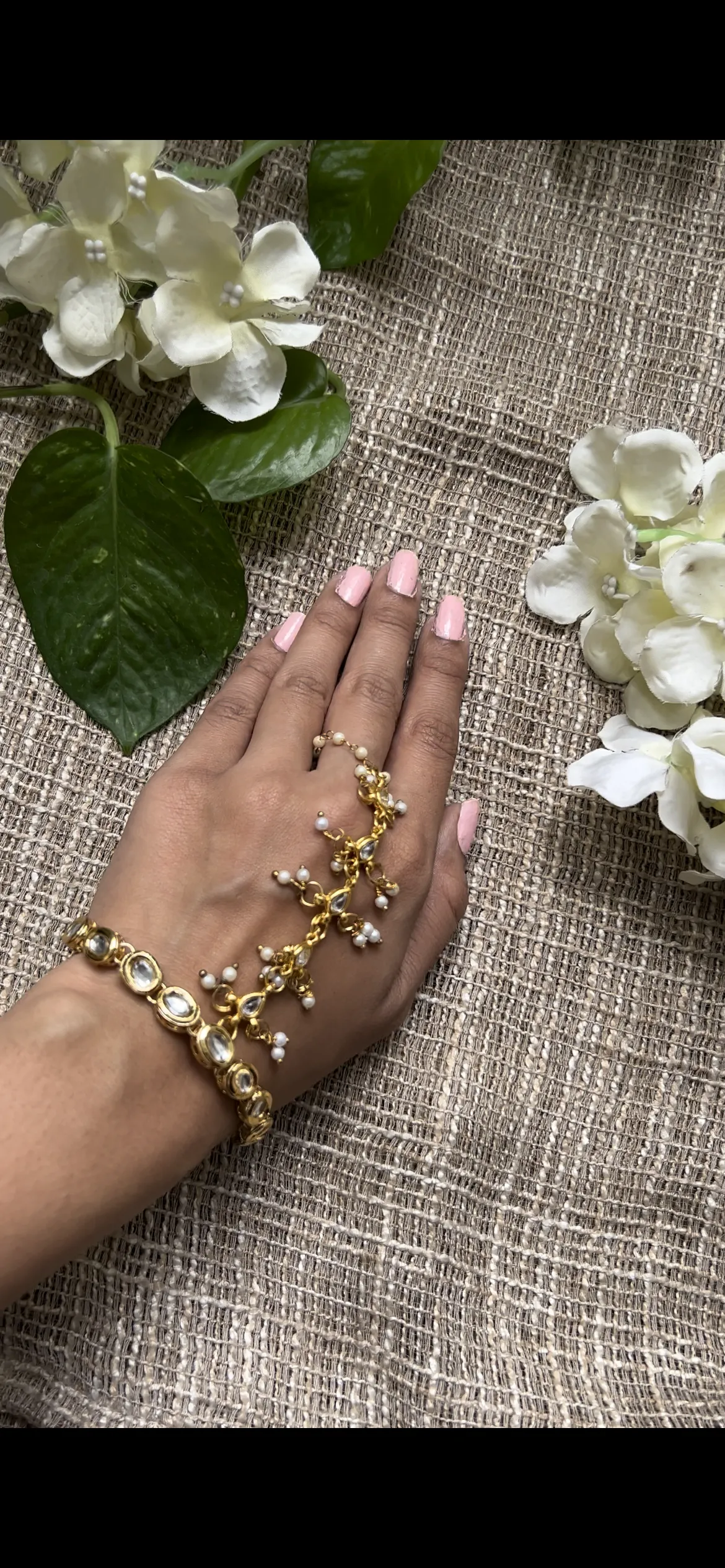 Kundan and Pearl Trendy Hanthfool