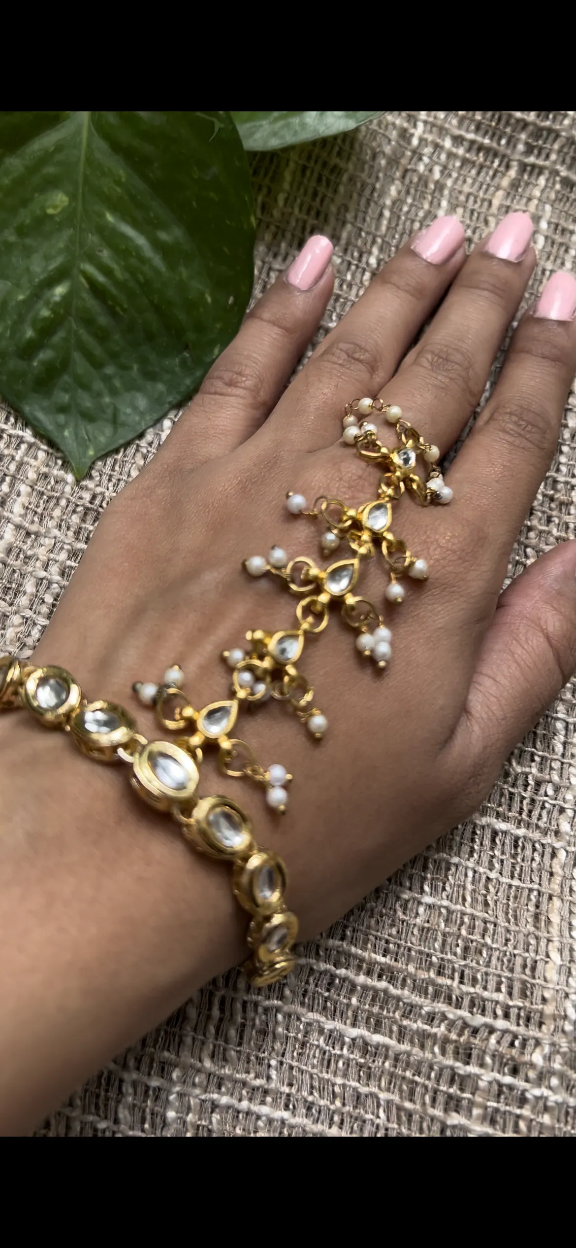 Kundan and Pearl Trendy Hanthfool