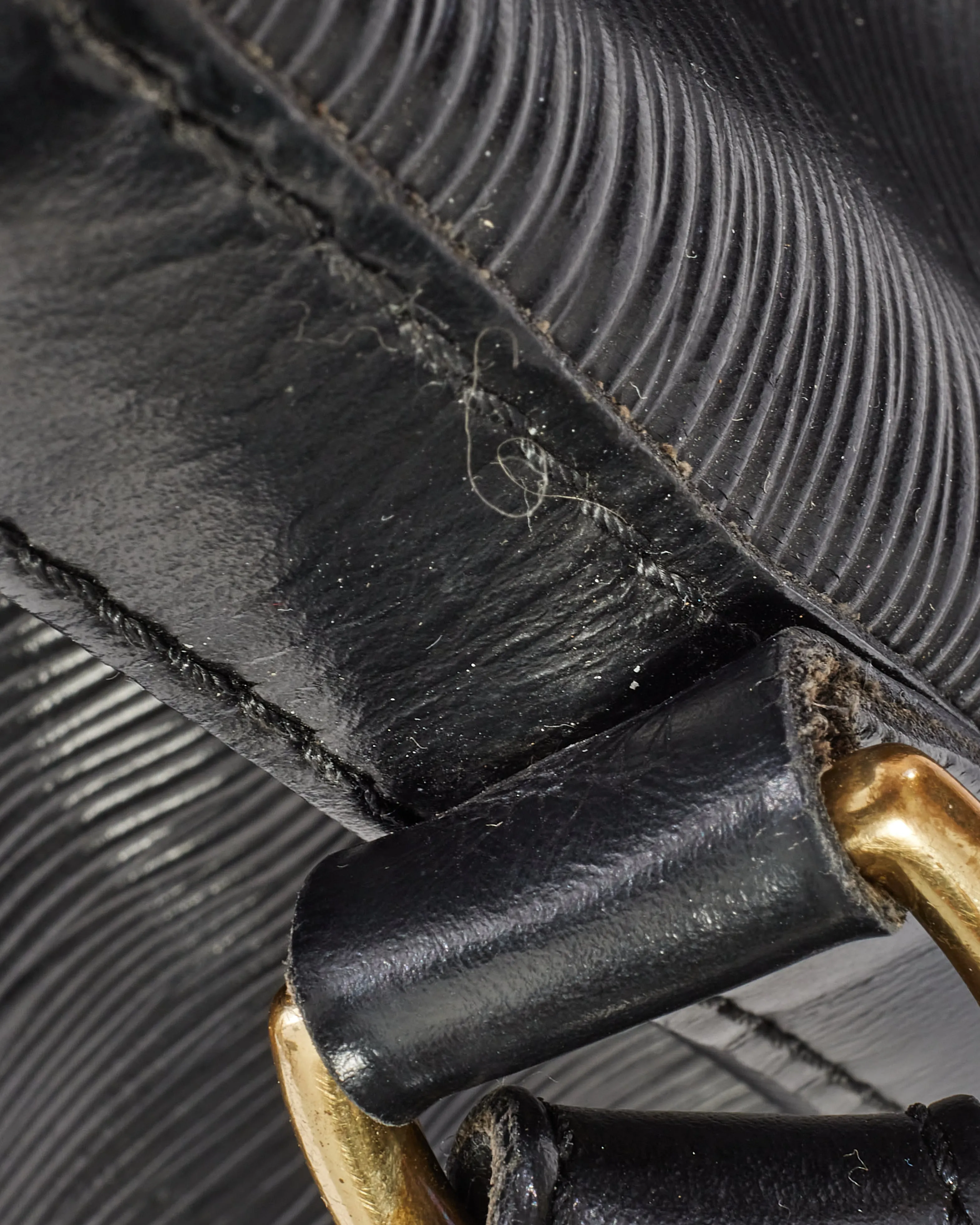 Louis Vuitton Black Epi Leather Noe Bucket Bag W Pochette