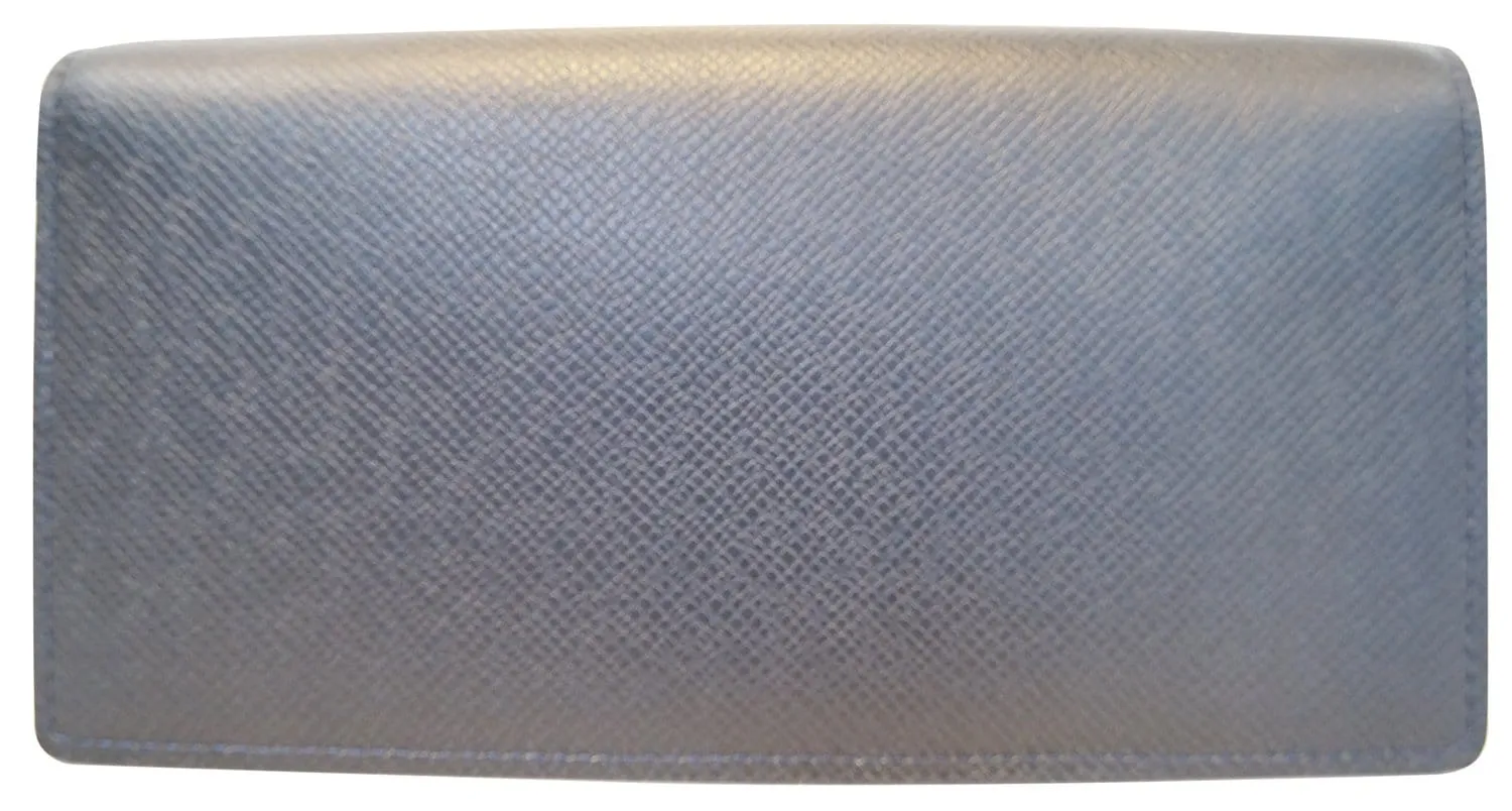 LOUIS VUITTON Brazza Black Taiga Leather Wallet
