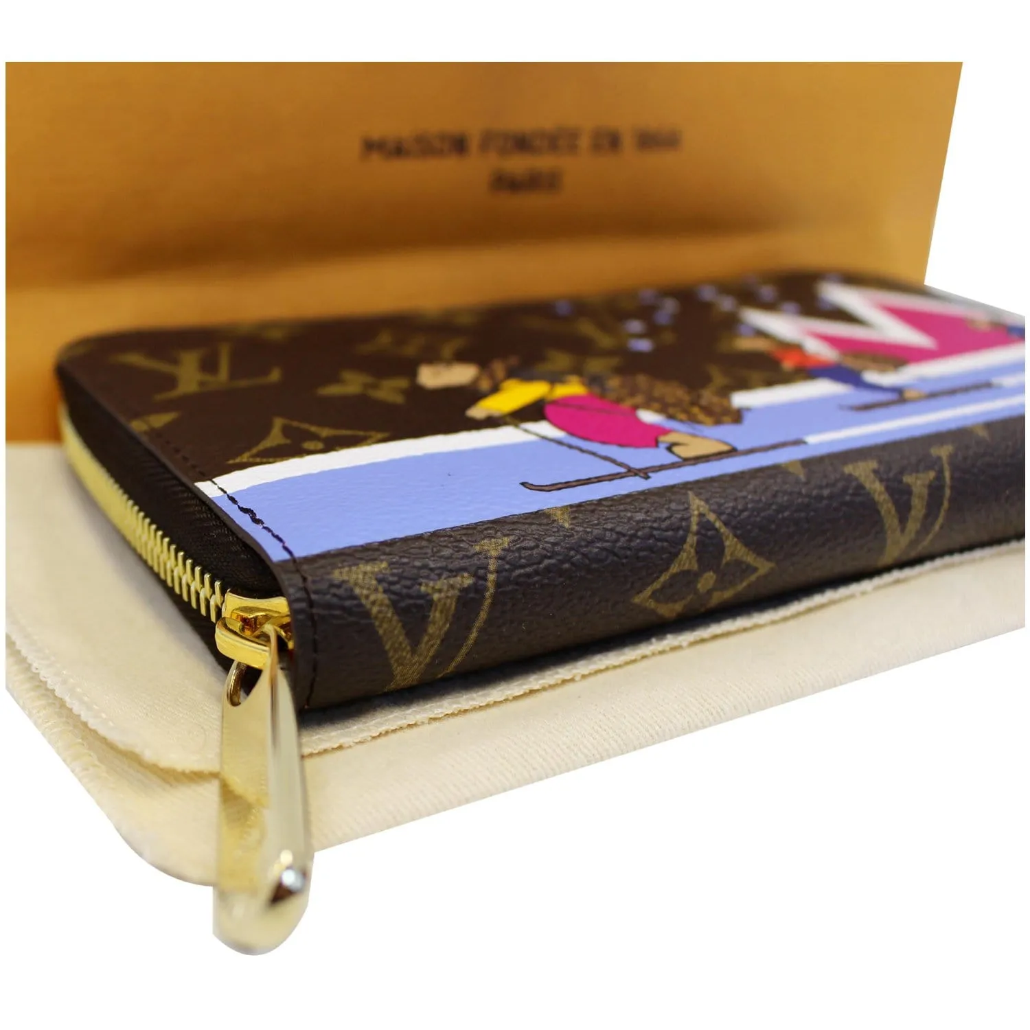 LOUIS VUITTON Holiday Zippy Monogram Canvas Wallet Brown