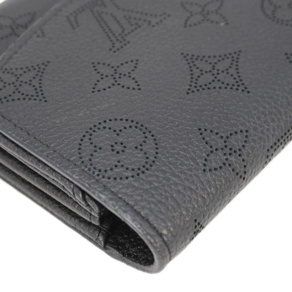 LOUIS VUITTON Iris Mahina Monogram Leather Wallet Black
