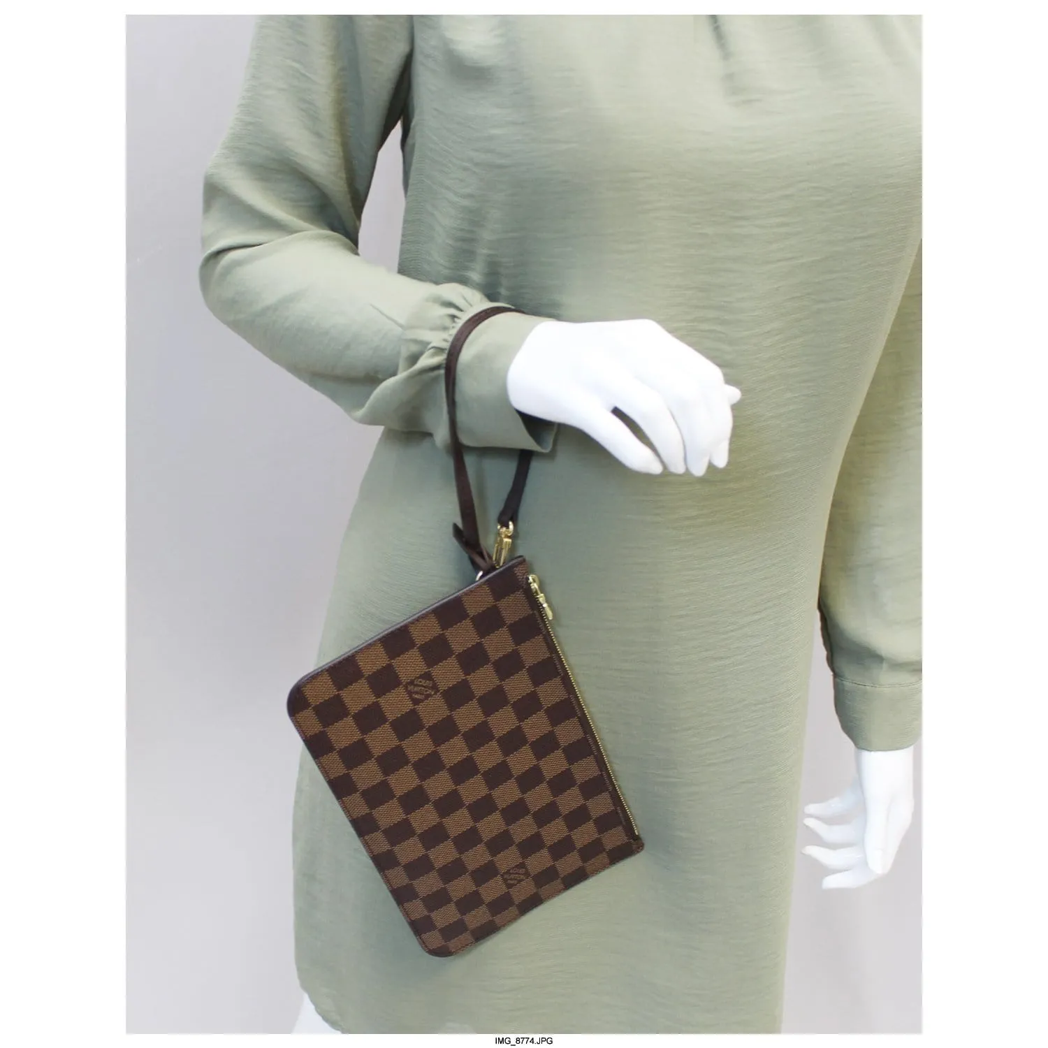 LOUIS VUITTON Pochette Wristlet Pouch Damier Ebene Neverfull MM
