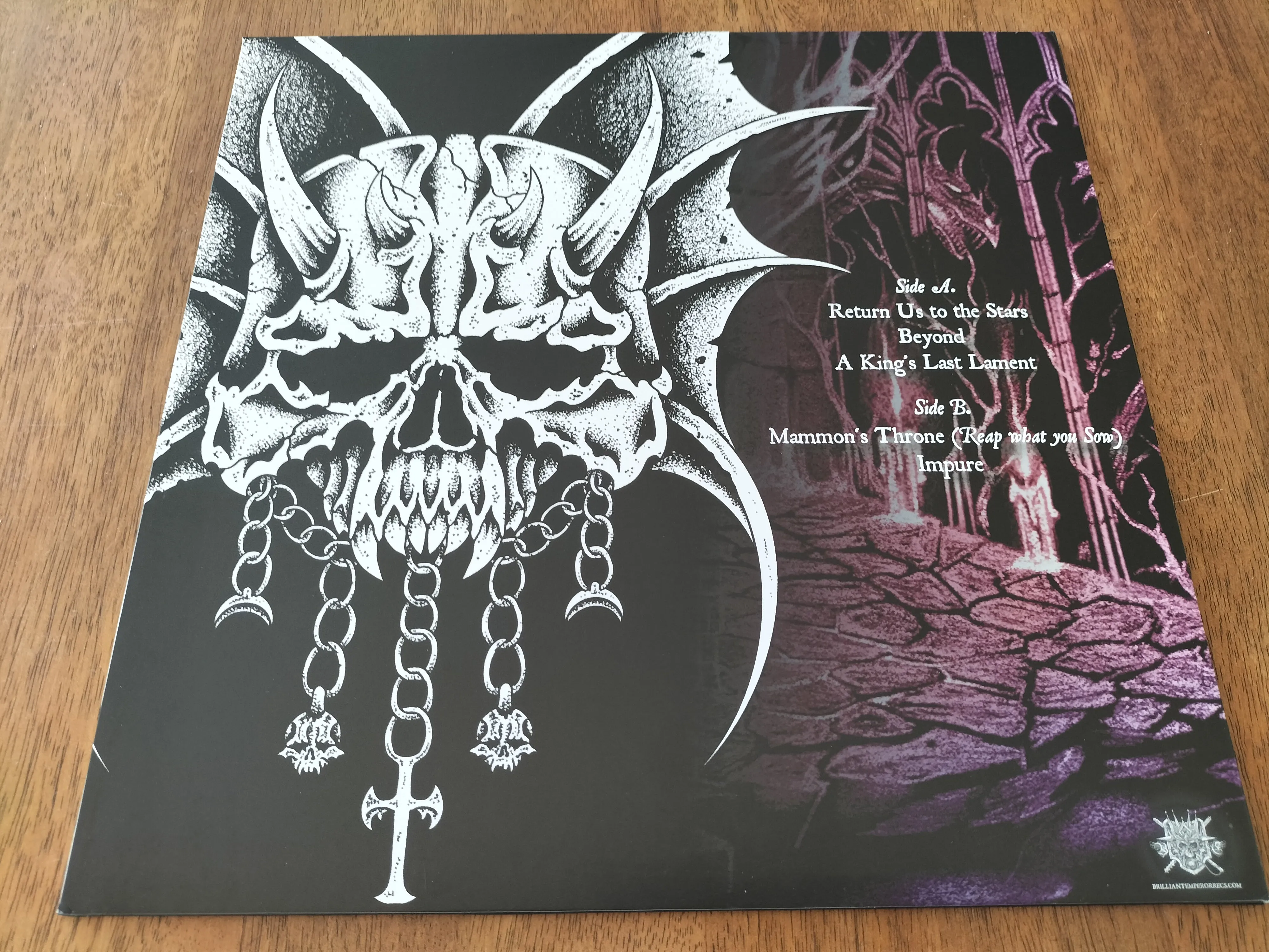 MAMMON'S THRONE (AUS) - Mammon's Throne LP PURPLE TRANSPARENT VINYL
