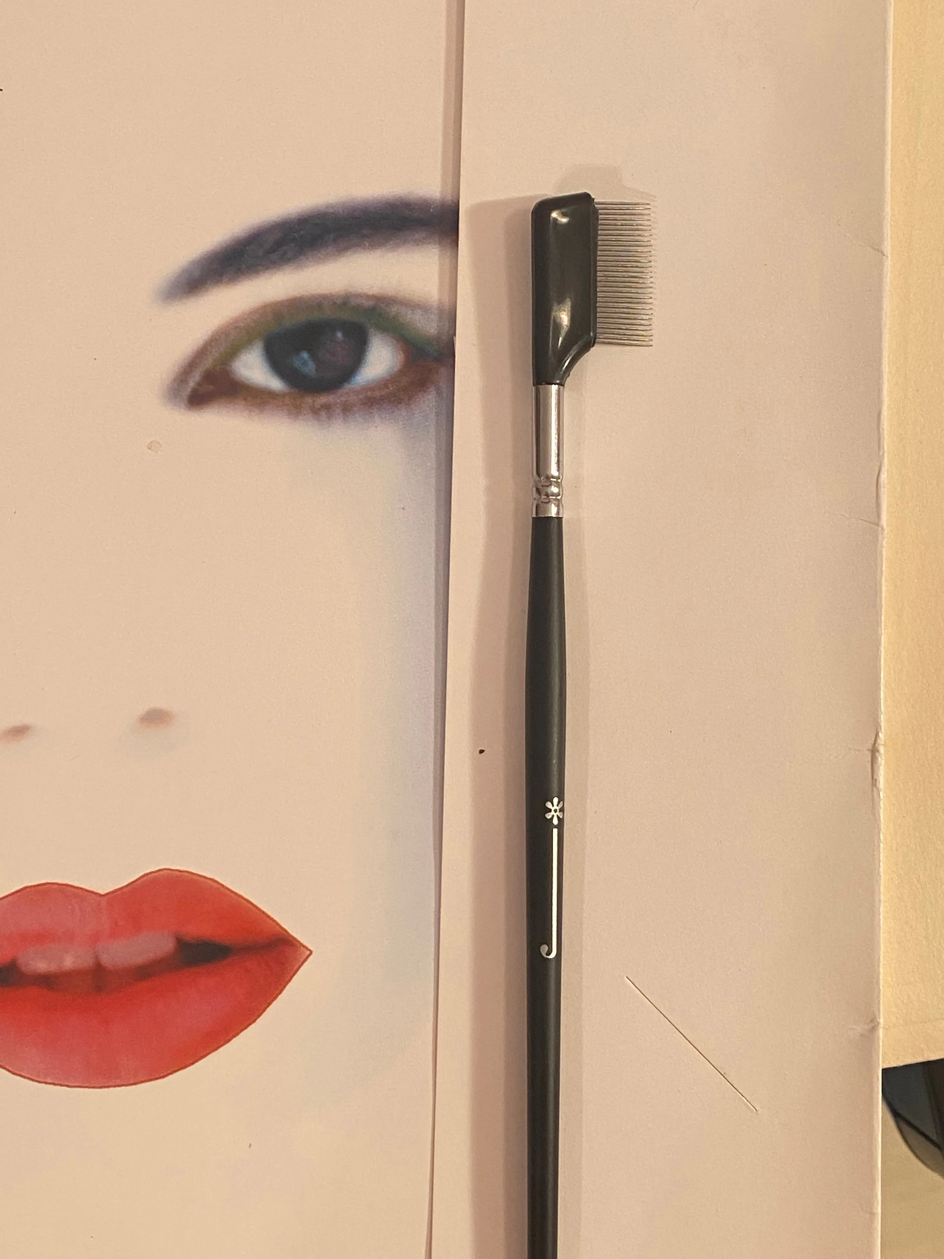 Metal Eyelash Comb