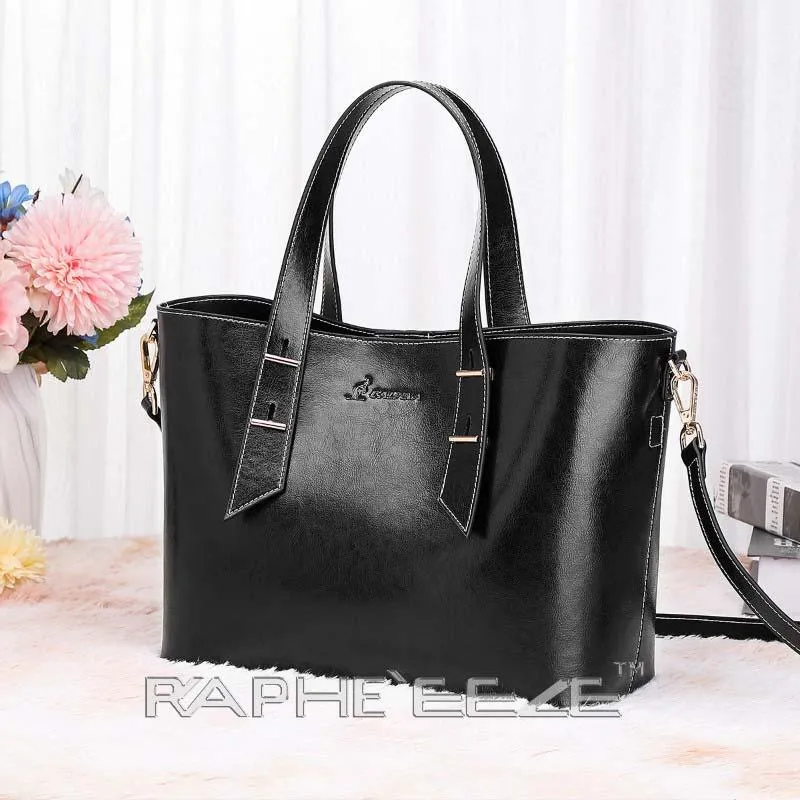 Midi Size Classic Tote Handbag for Woman - Black Color