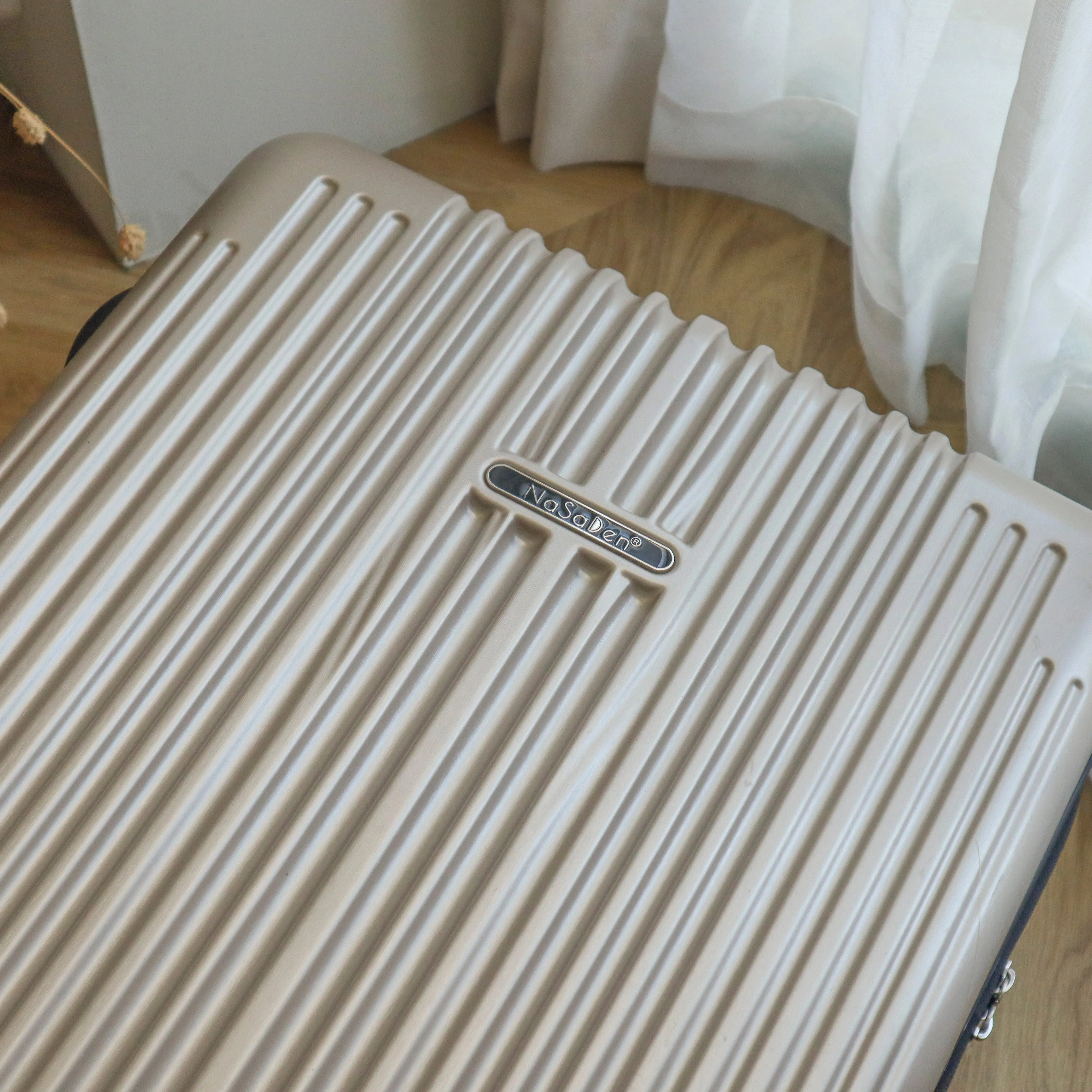 【NaSaDen】Classic Camel Gold 22" Carry-on / 26" / 29" Checked Zipper Luggage
