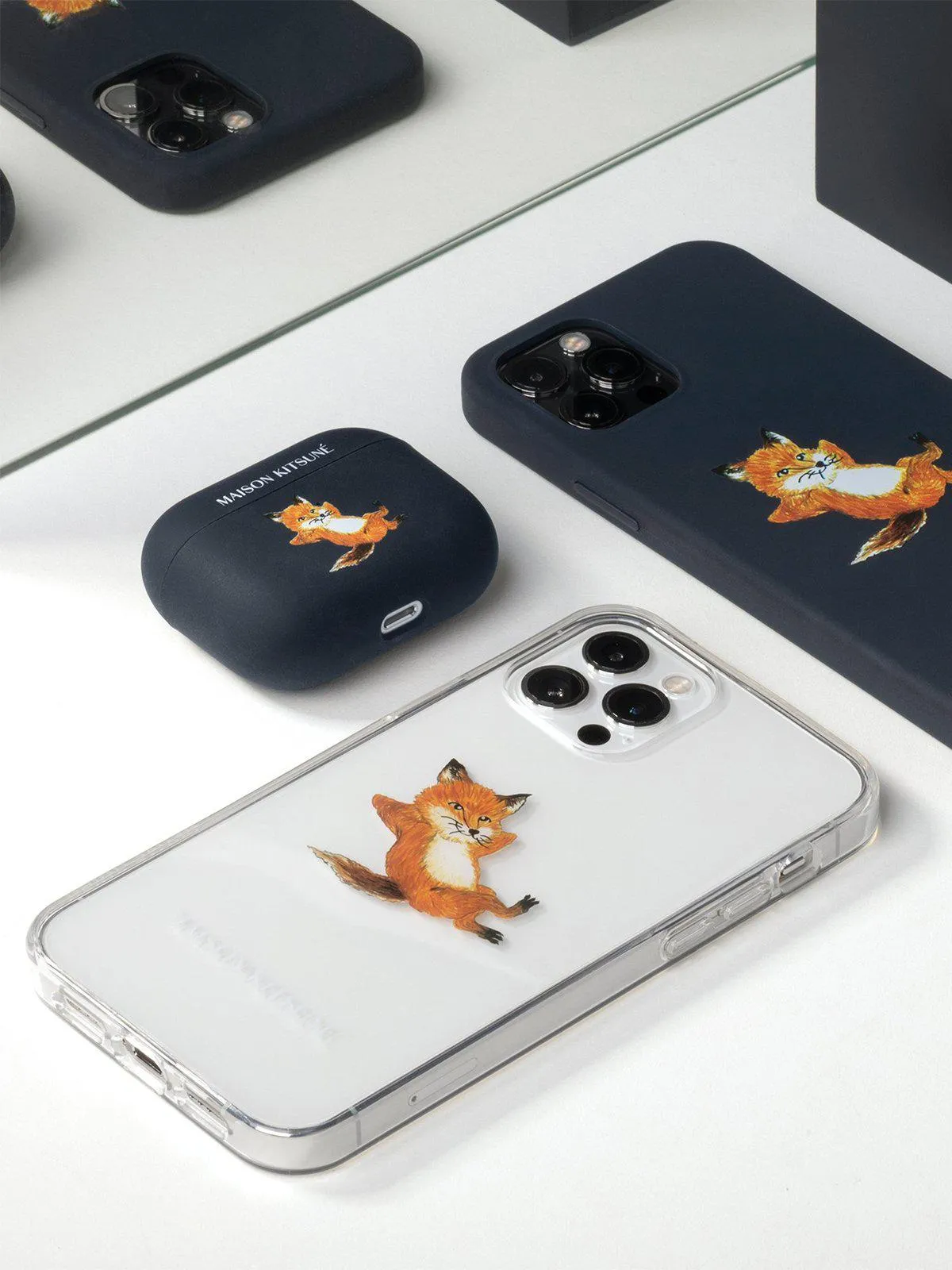 Native Union x Maison Kitsune Chillax Fox AirPods Pro Case Blue