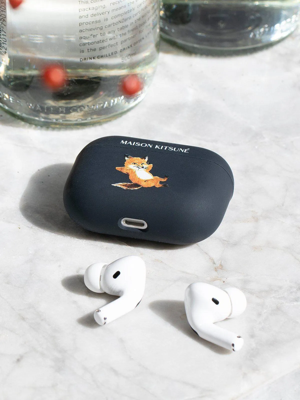 Native Union x Maison Kitsune Chillax Fox AirPods Pro Case Blue