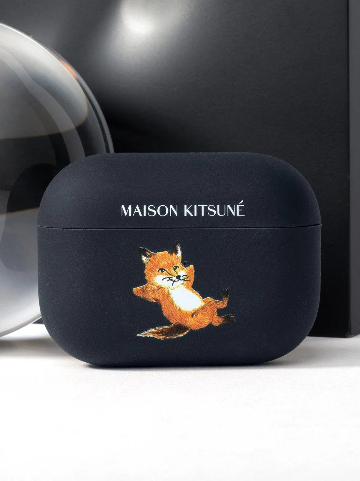 Native Union x Maison Kitsune Chillax Fox AirPods Pro Case Blue
