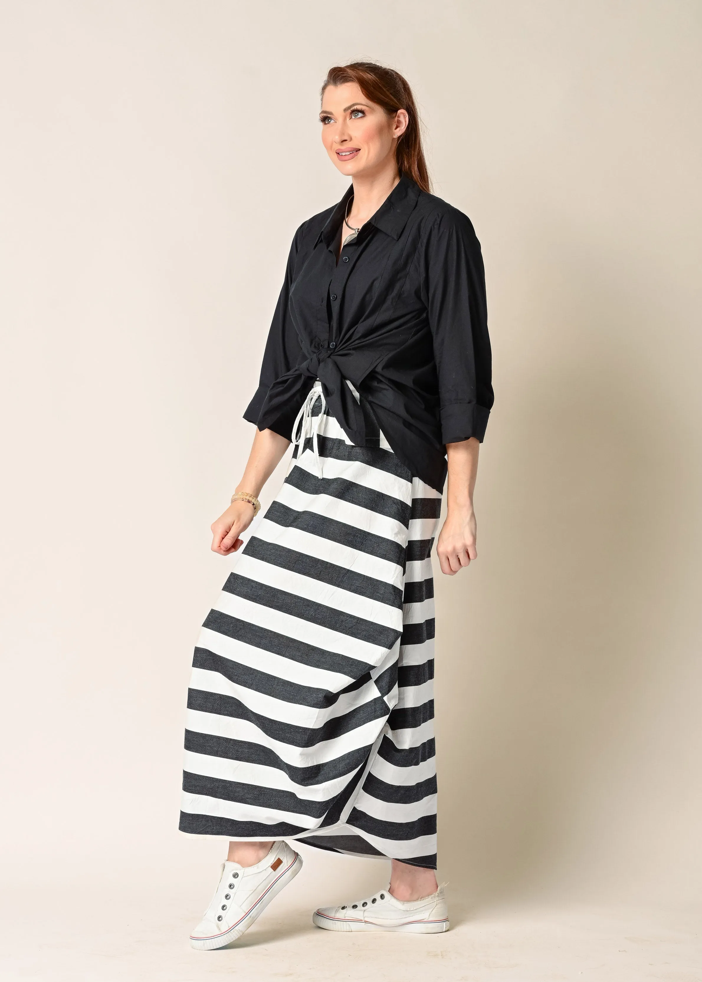 Nia Cotton Top in Onyx