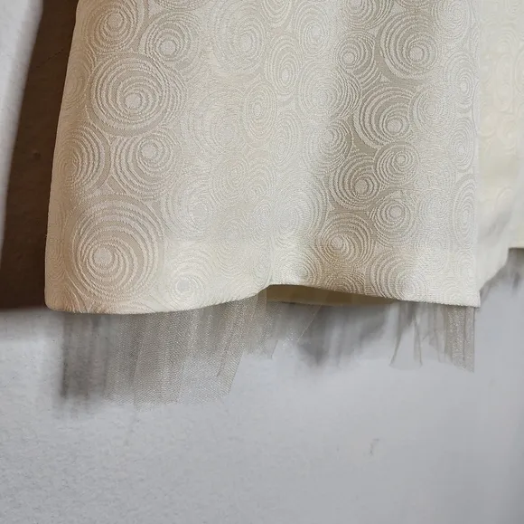 NWT i.e woman ivory mesh skirt