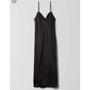 NWT WILFRED Wera Black Satin Midi Slip Dress LBD Cami