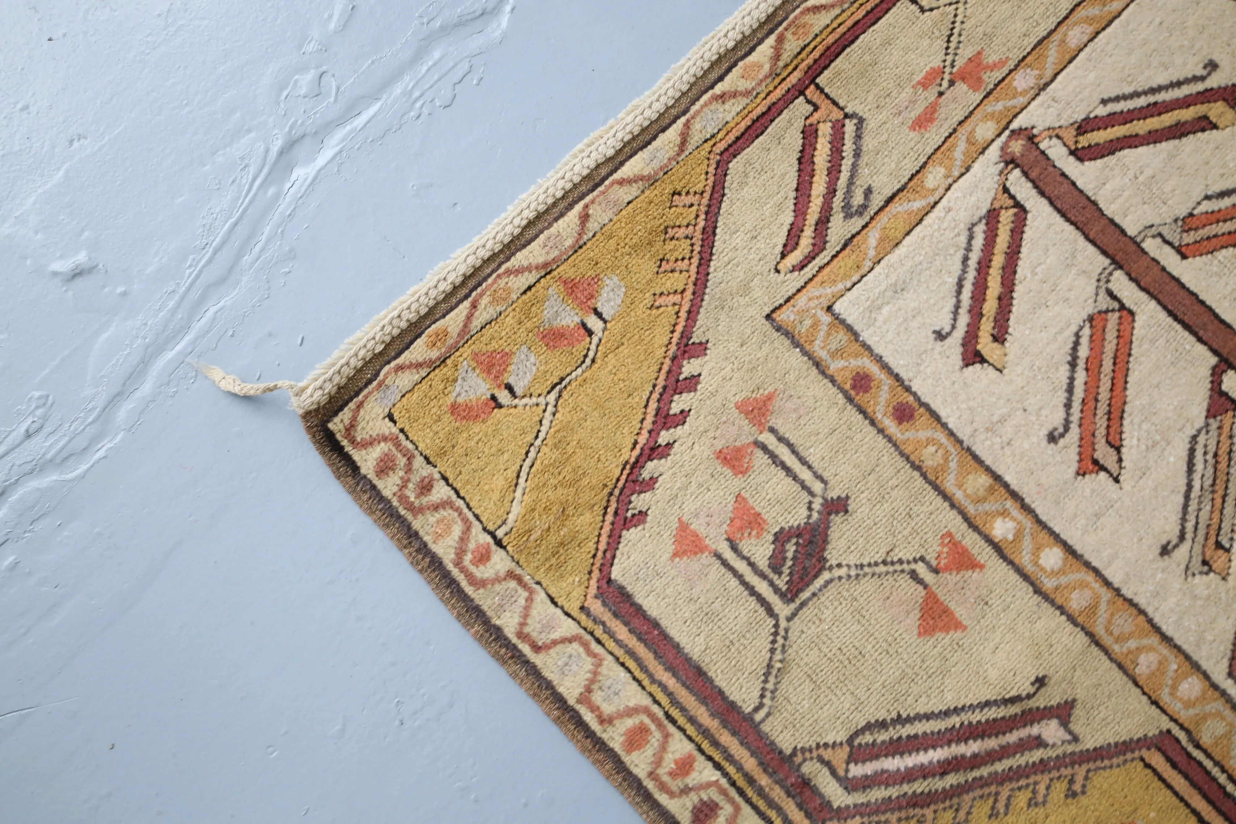 Old Milas Rug 3.8ftx6.5ft